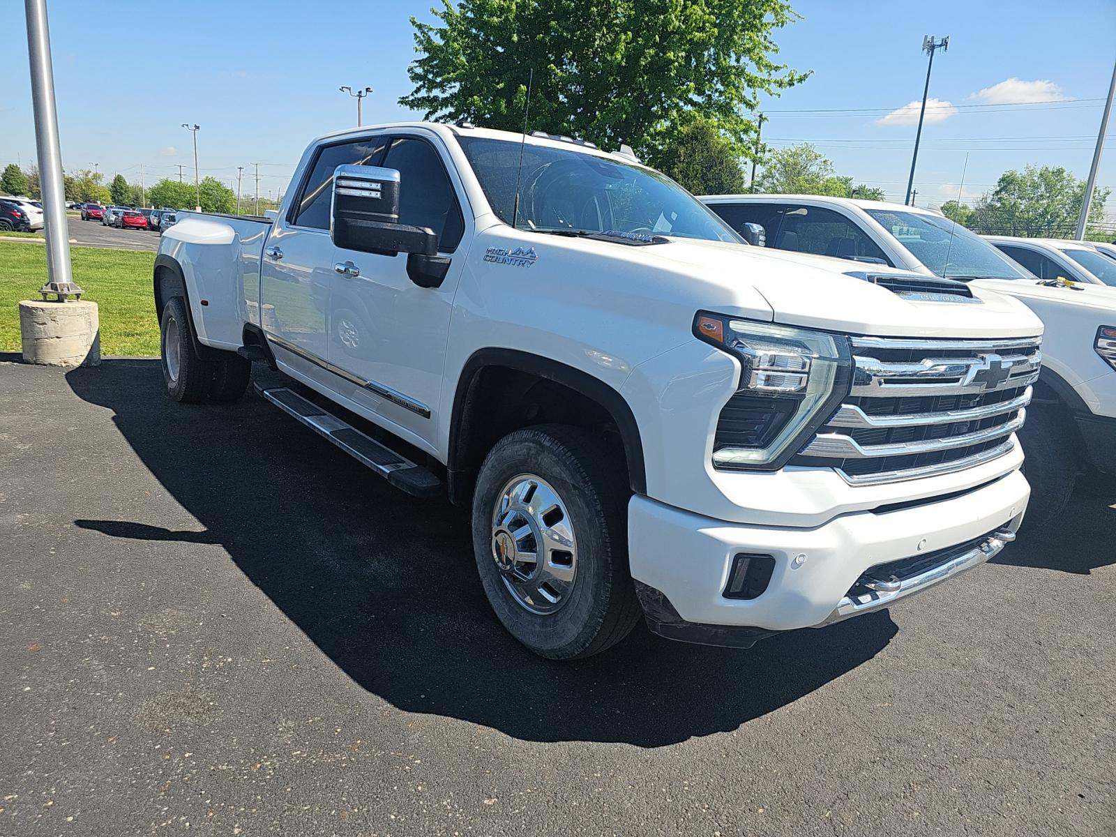 CHEVROLET HIGH COUNTRY - 4