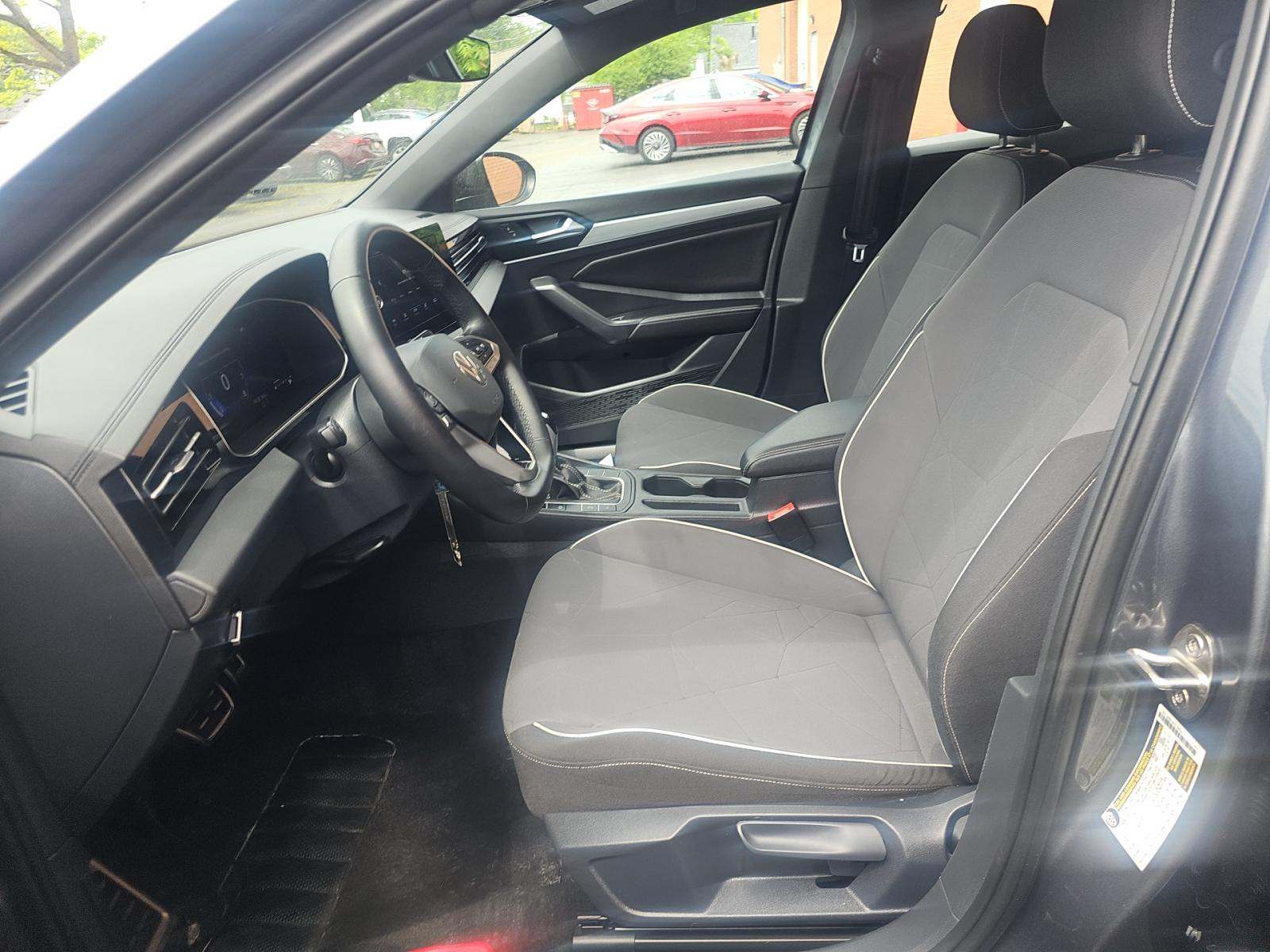 2025 Volkswagen Jetta 1.5T Sport FWD