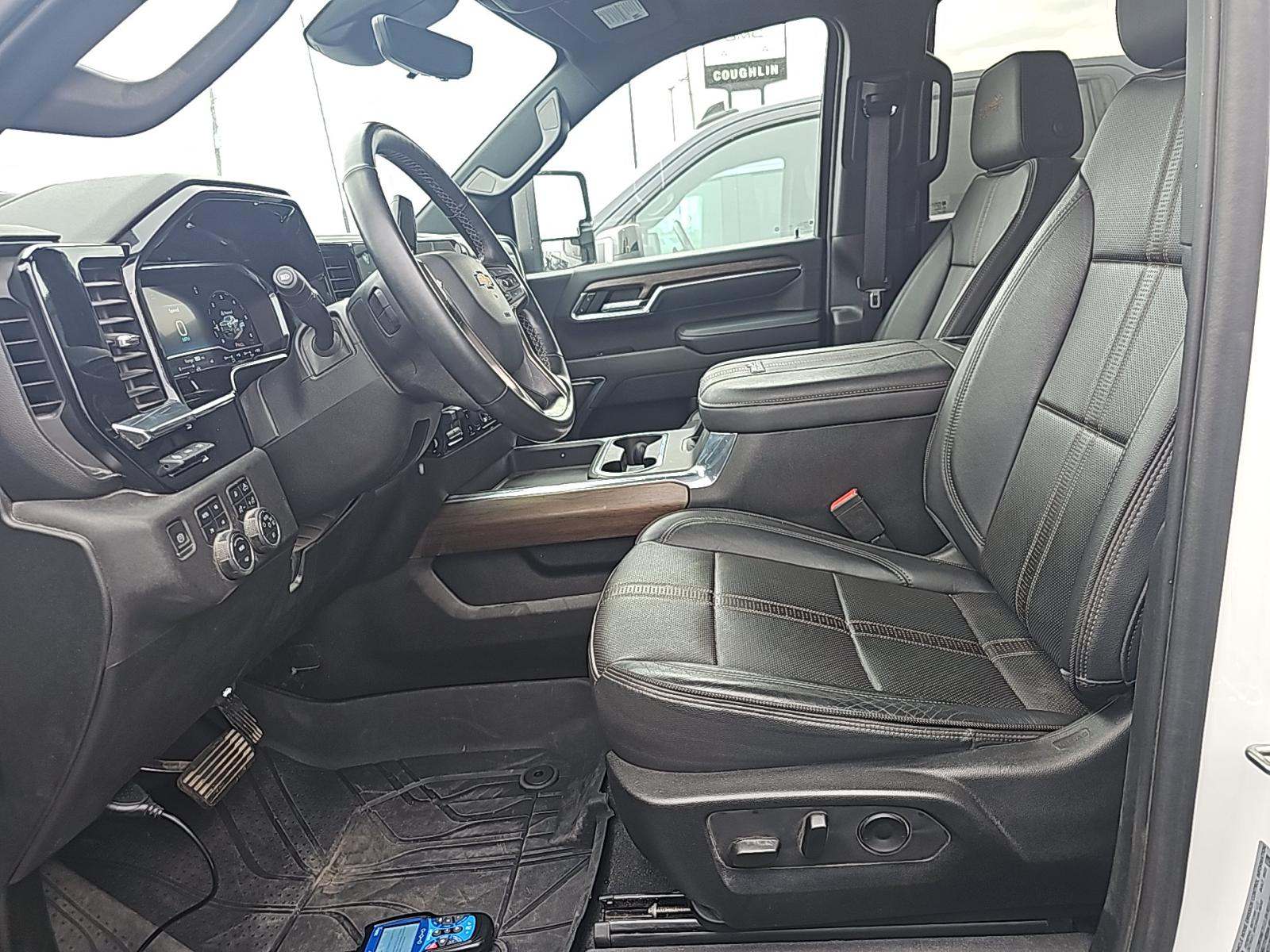 2024 Chevrolet Silverado 3500HD High Country AWD