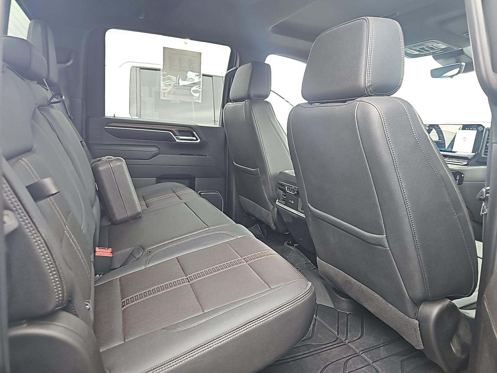 2024 Chevrolet Silverado 3500HD High Country AWD