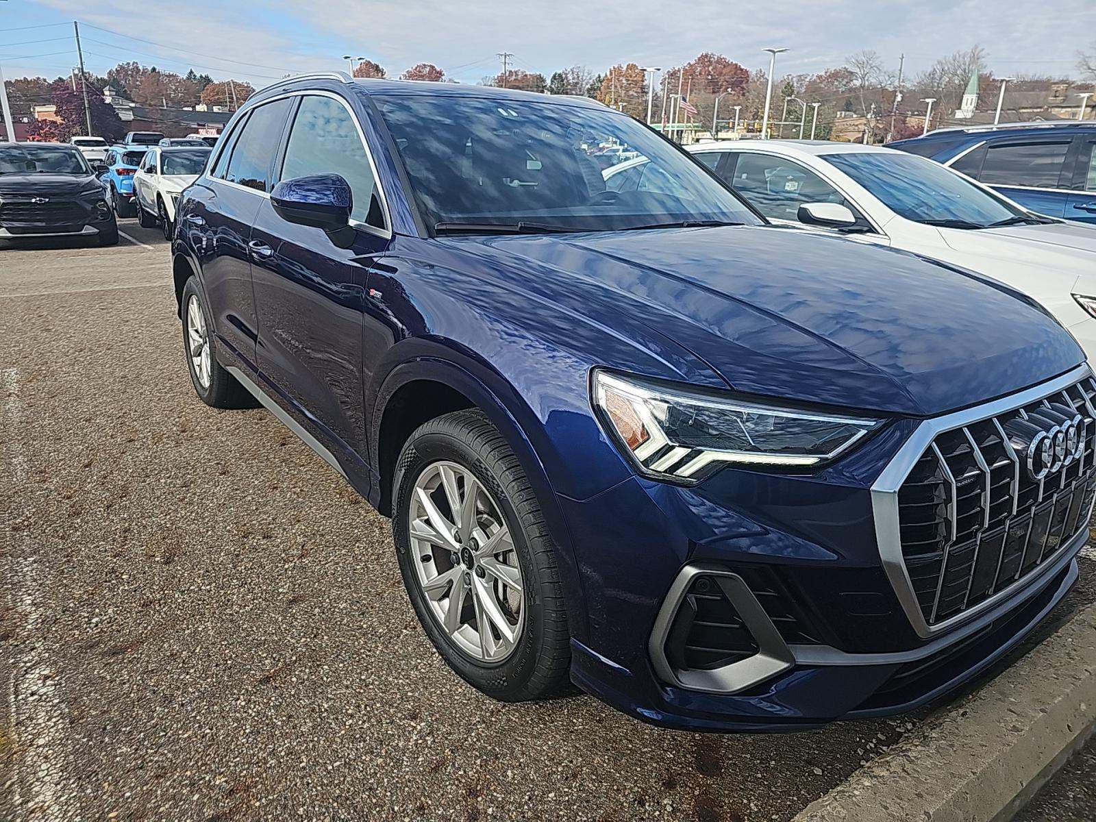 2024 Audi Q3 S line Premium AWD
