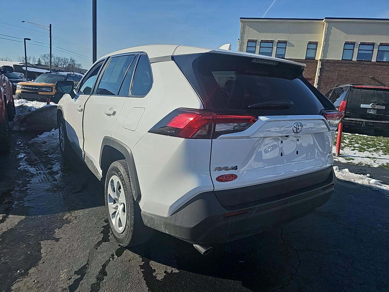 2024 Toyota RAV4 LE AWD