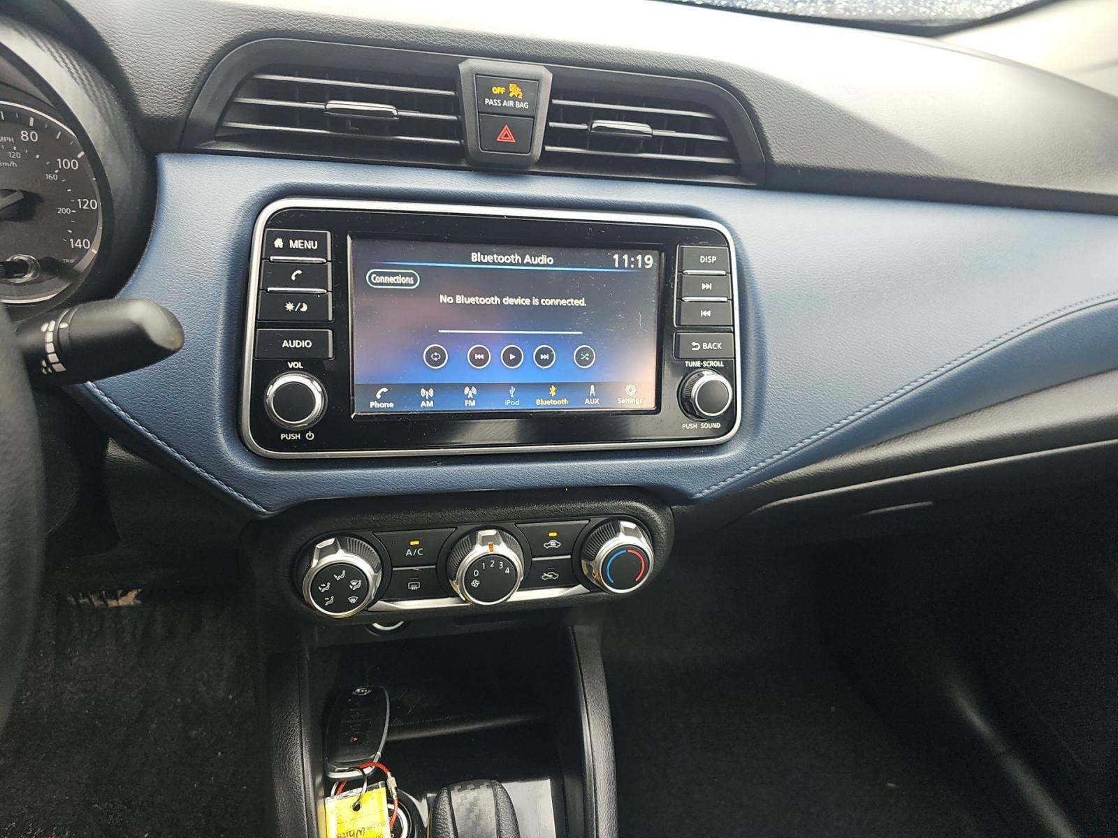 NISSAN VERSA - 10