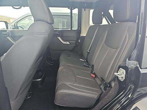 2015 Jeep Wrangler Unlimited Sahara AWD