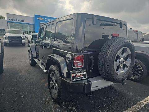 2015 Jeep Wrangler Unlimited Sahara AWD