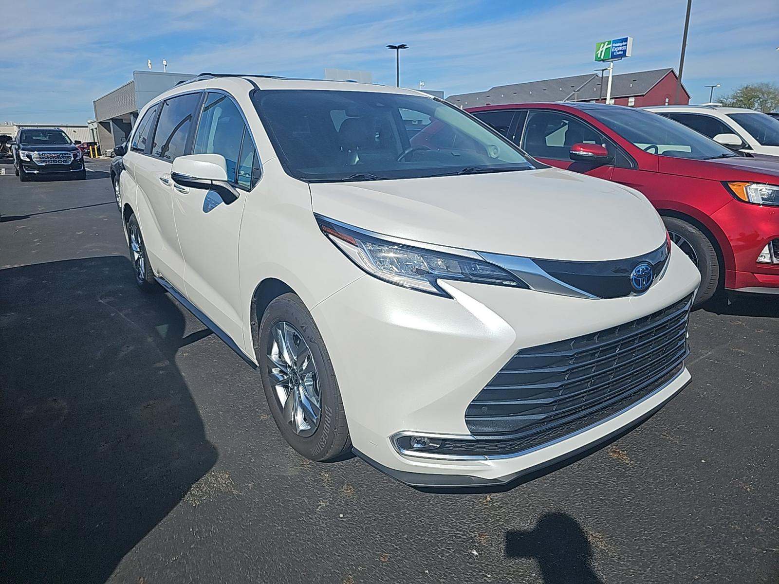 2024 Toyota Sienna Limited AWD