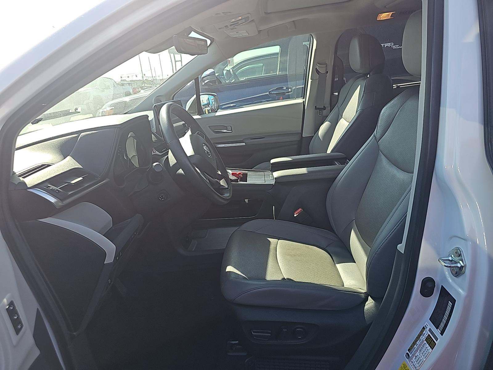 2024 Toyota Sienna Limited AWD