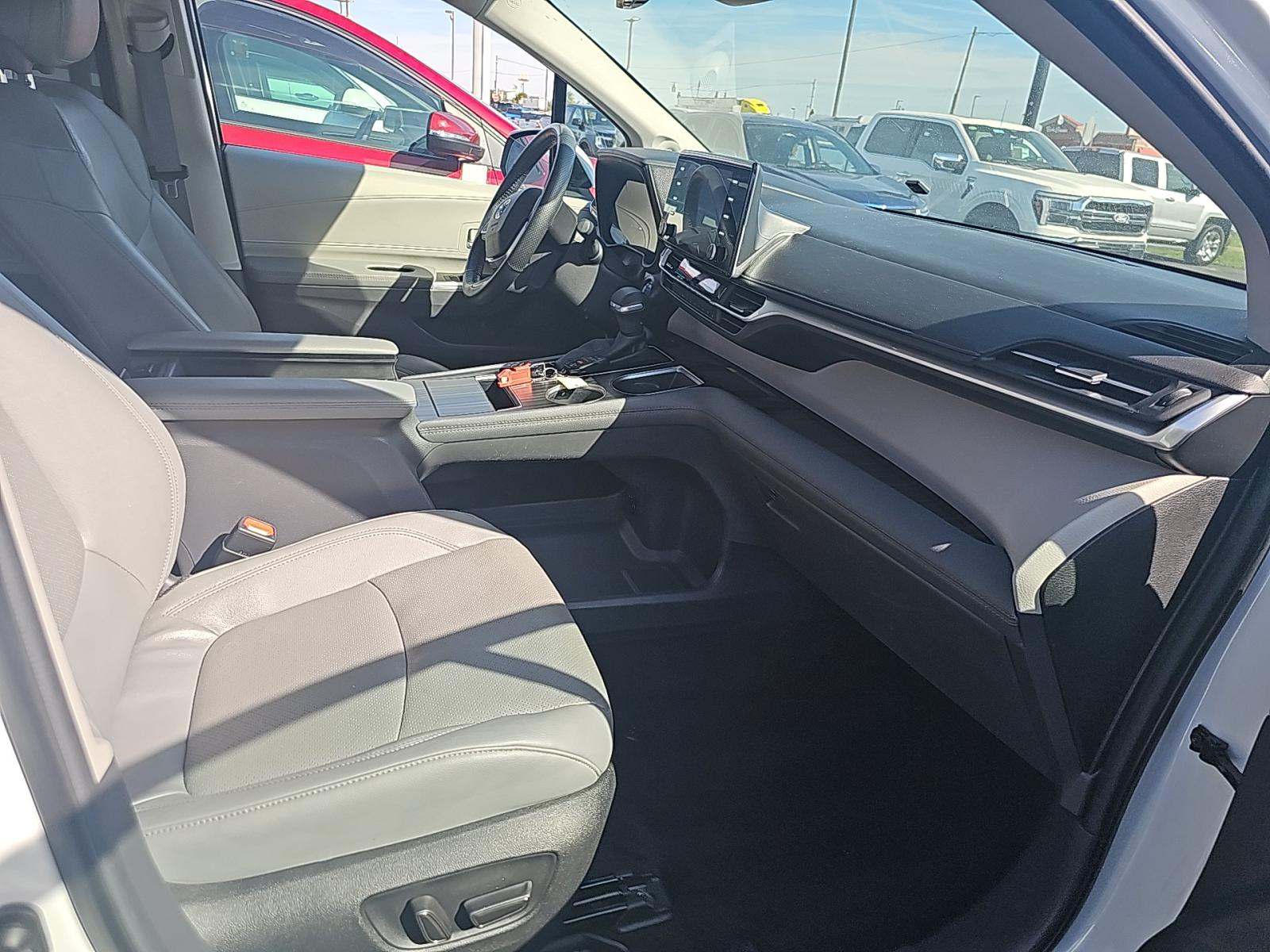 2024 Toyota Sienna Limited AWD