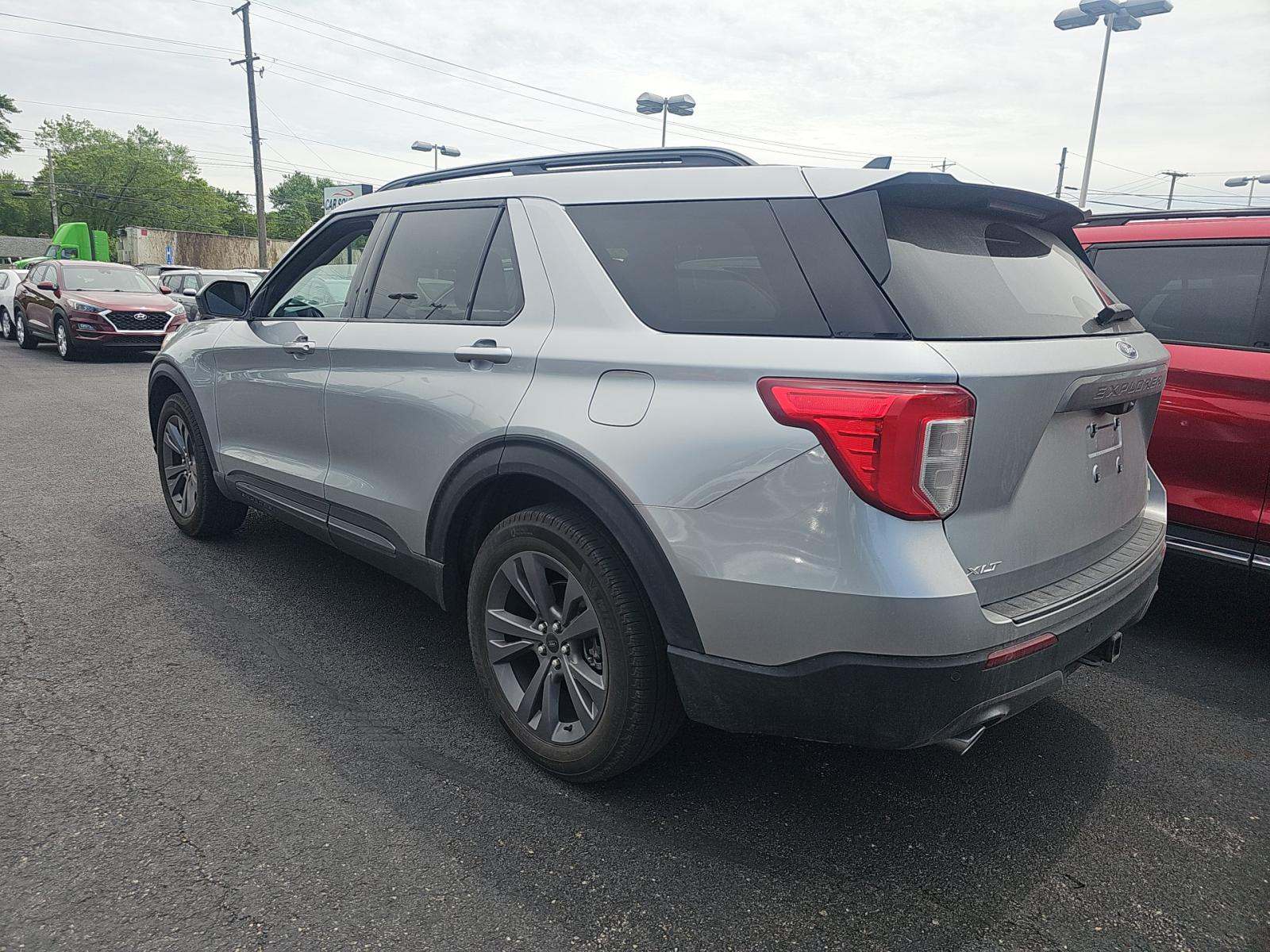 FORD EXPLORER - 2