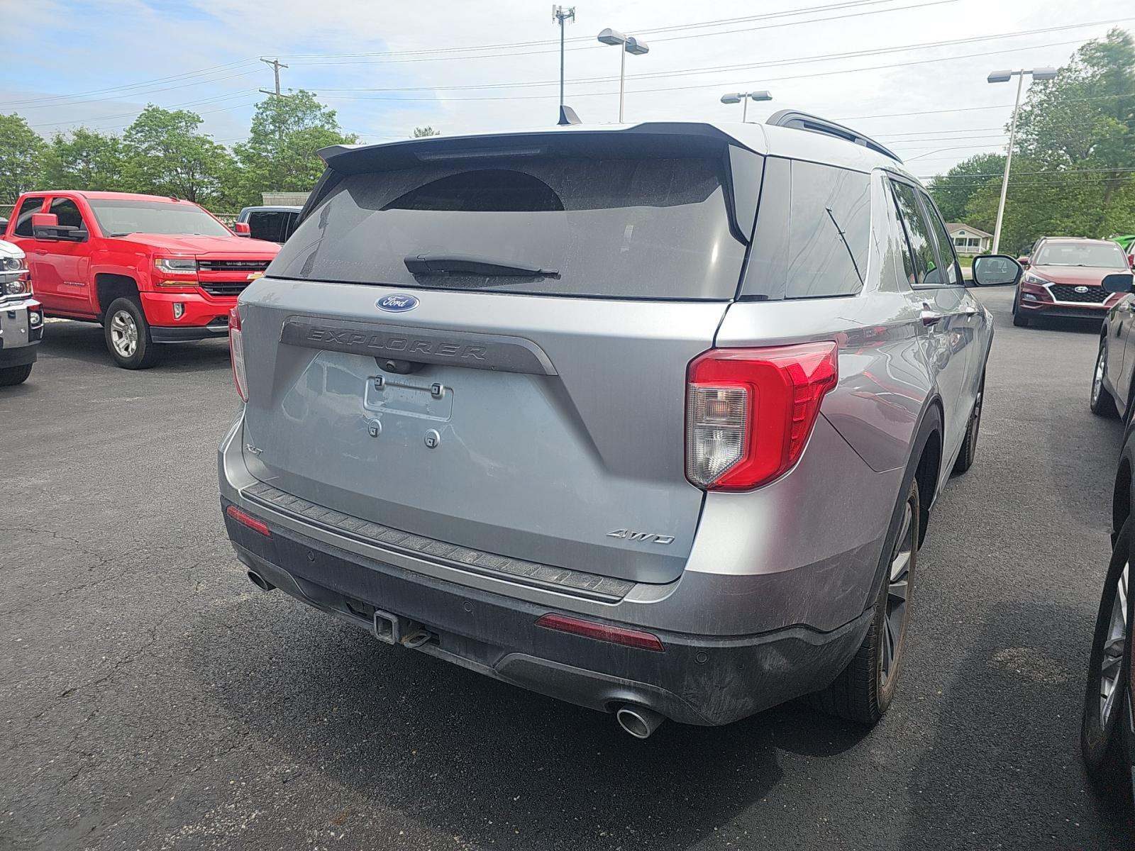 FORD EXPLORER - 3