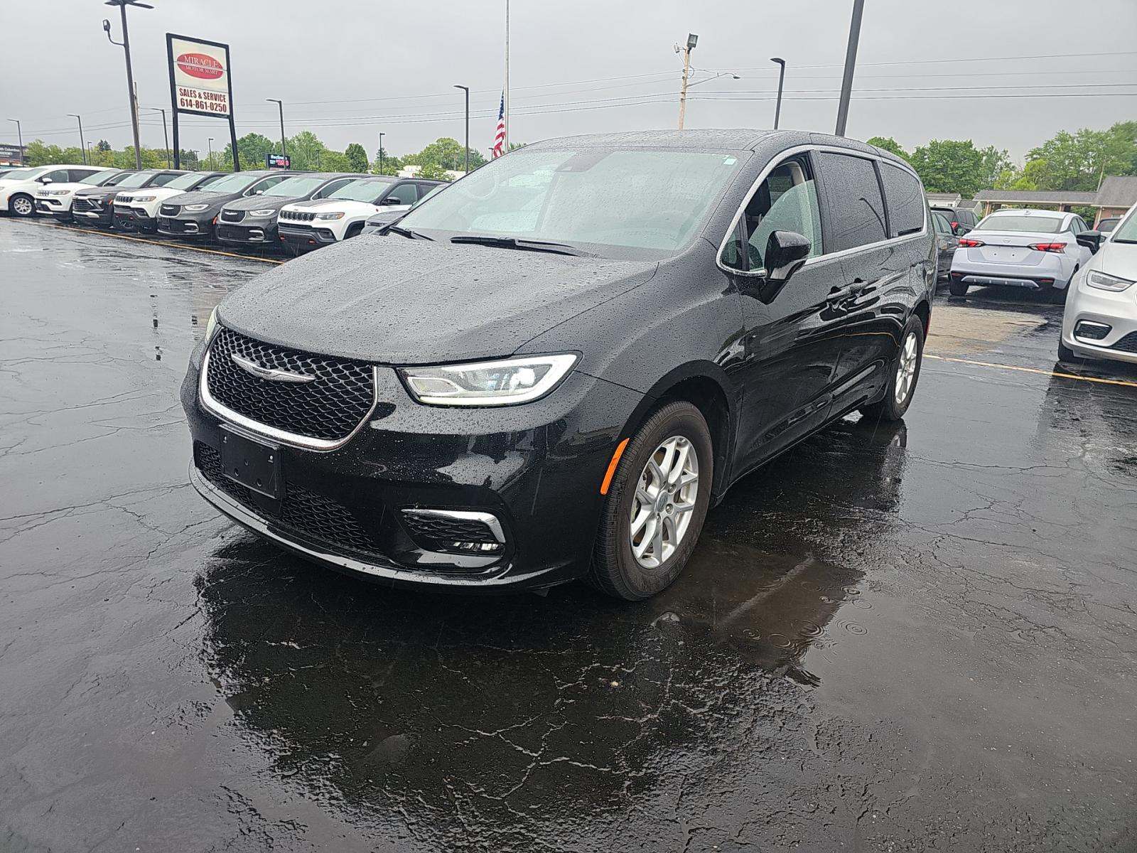 2024 Chrysler Pacifica Touring L FWD