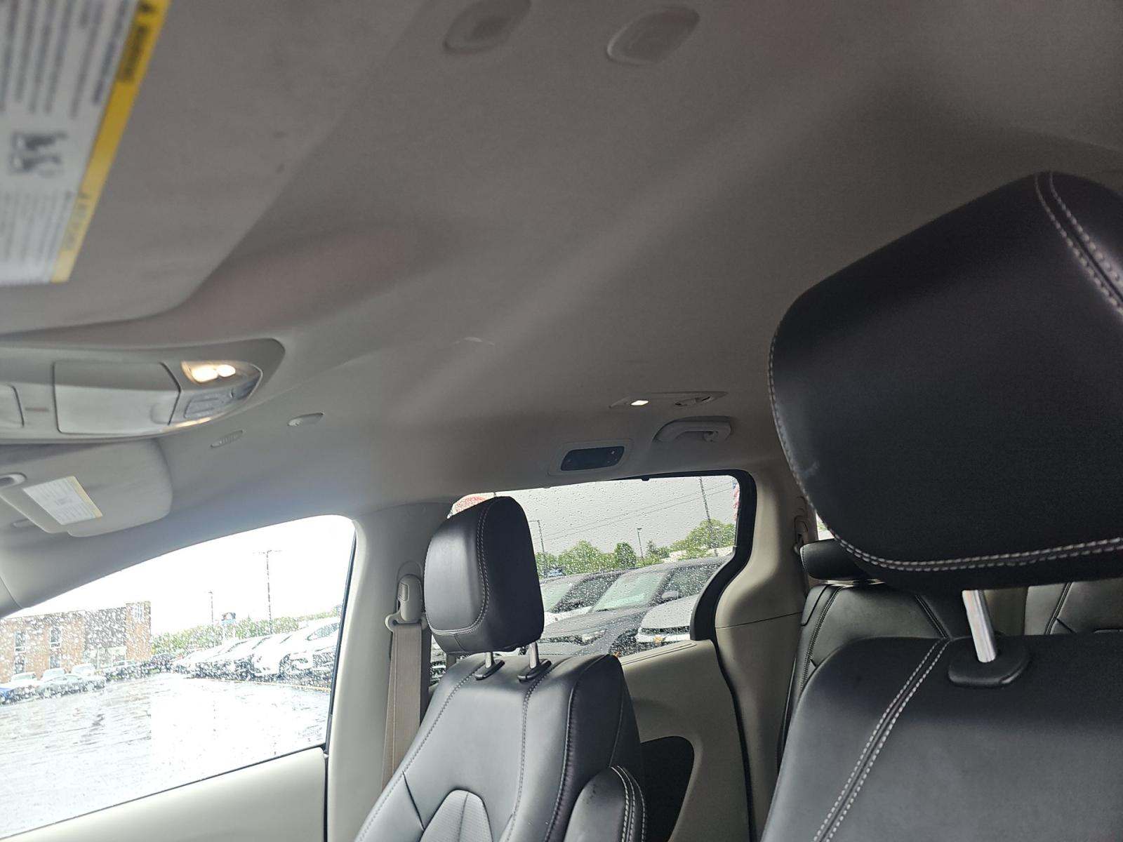 2024 Chrysler Pacifica Touring L FWD