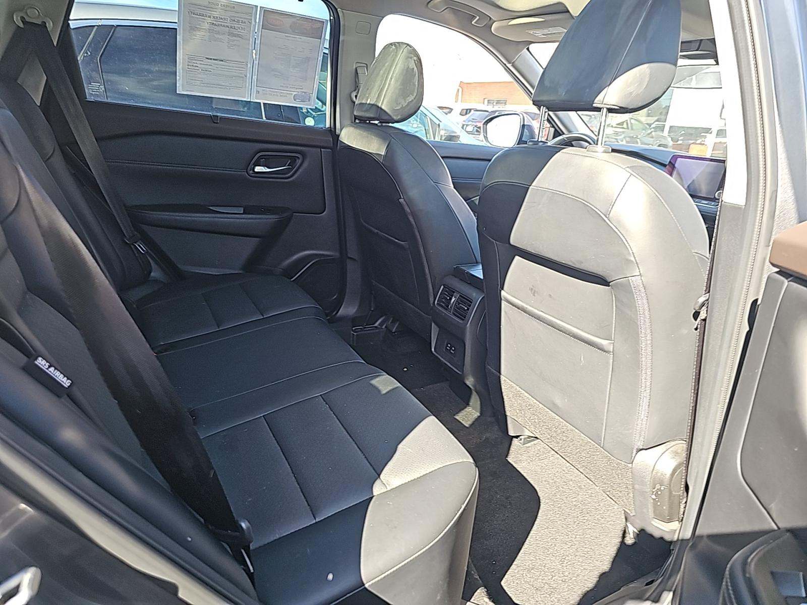 2022 Nissan Rogue SV AWD