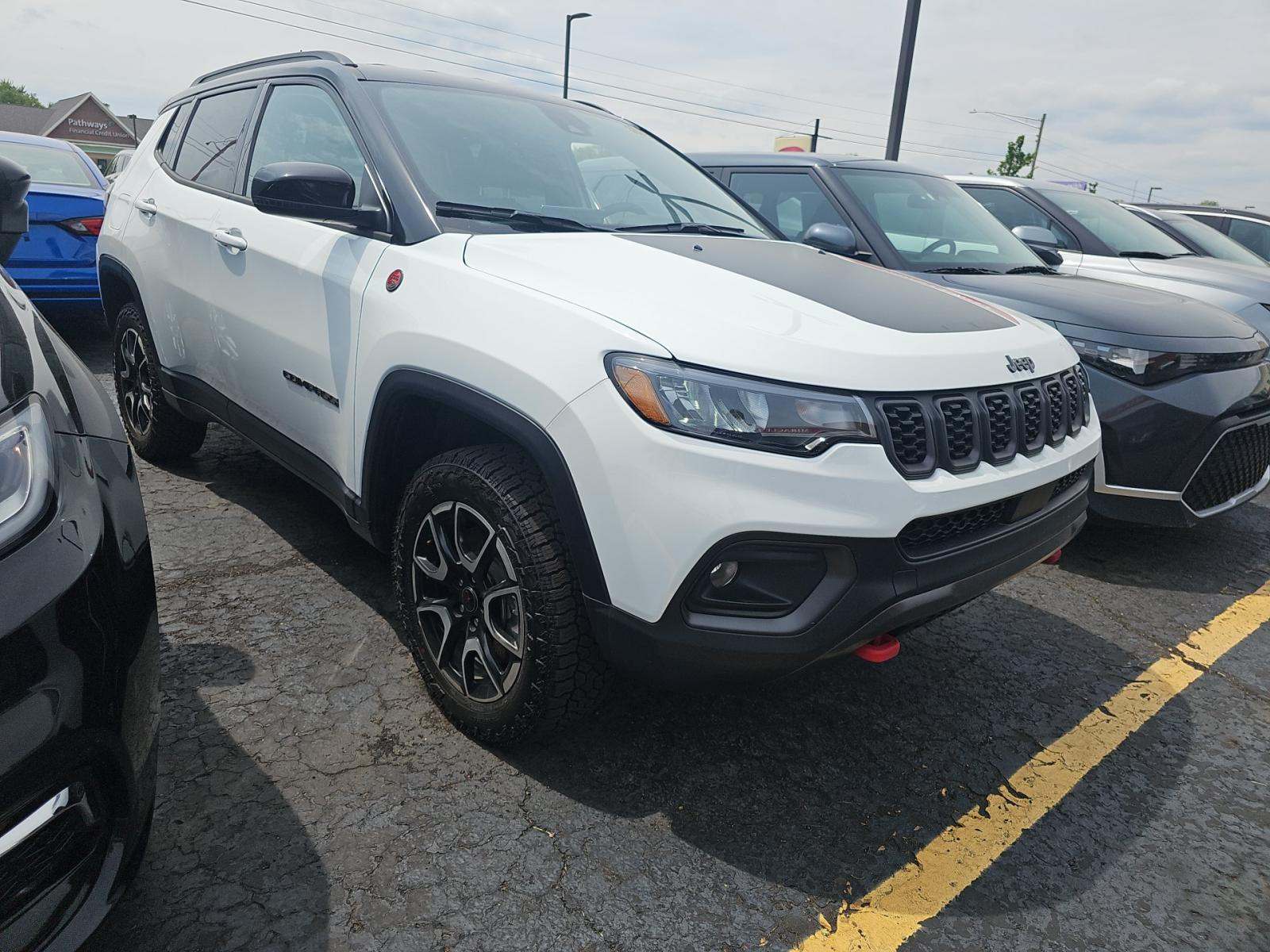 2025 Jeep Compass Trailhawk AWD