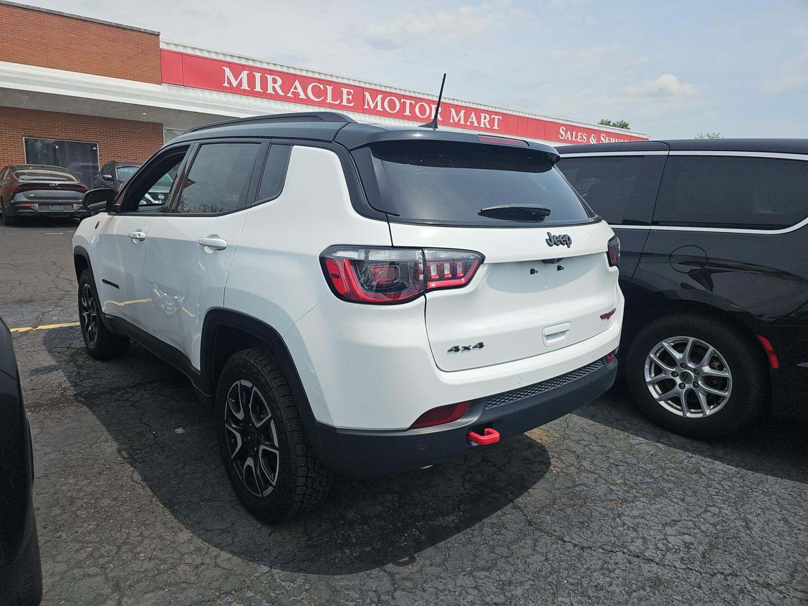 2025 Jeep Compass Trailhawk AWD
