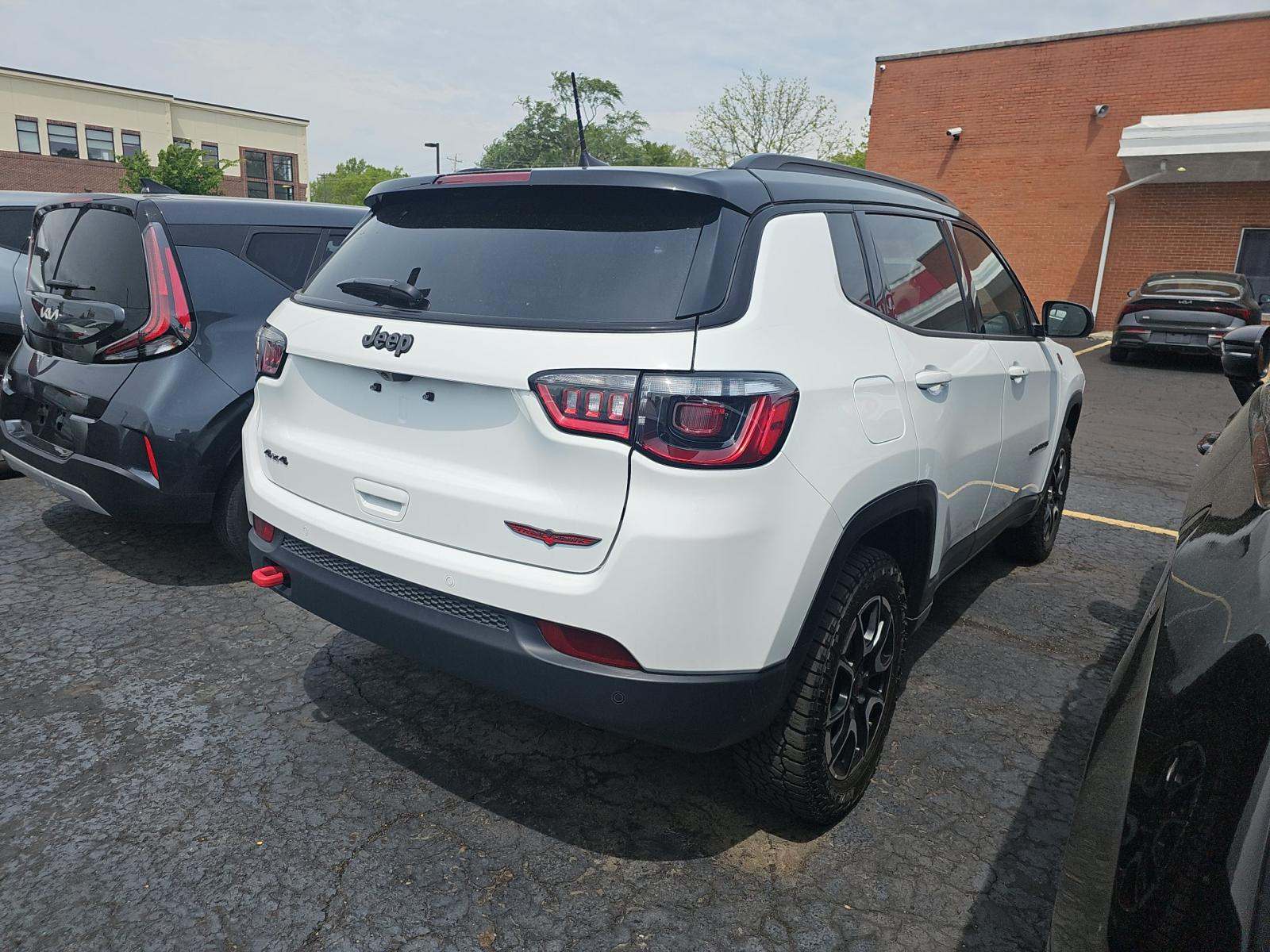 2025 Jeep Compass Trailhawk AWD