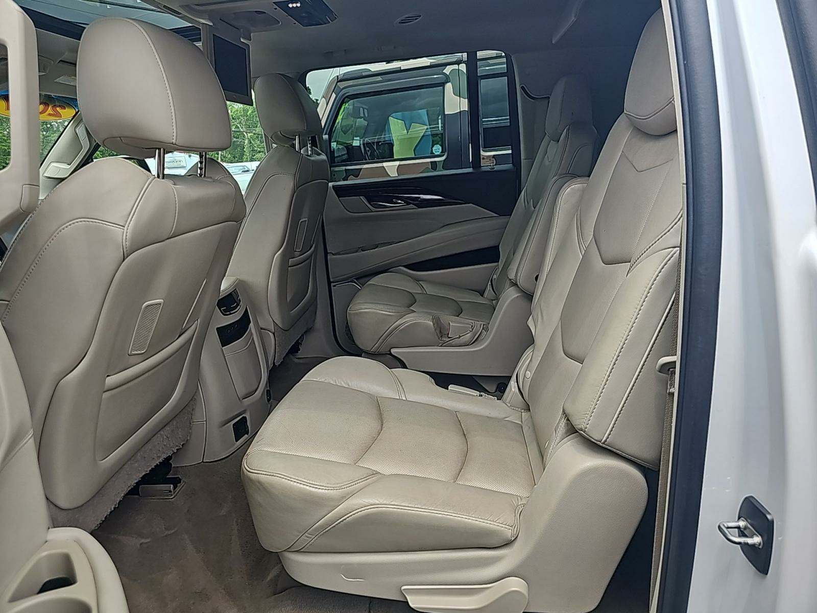 2017 Cadillac Escalade ESV Premium Luxury AWD