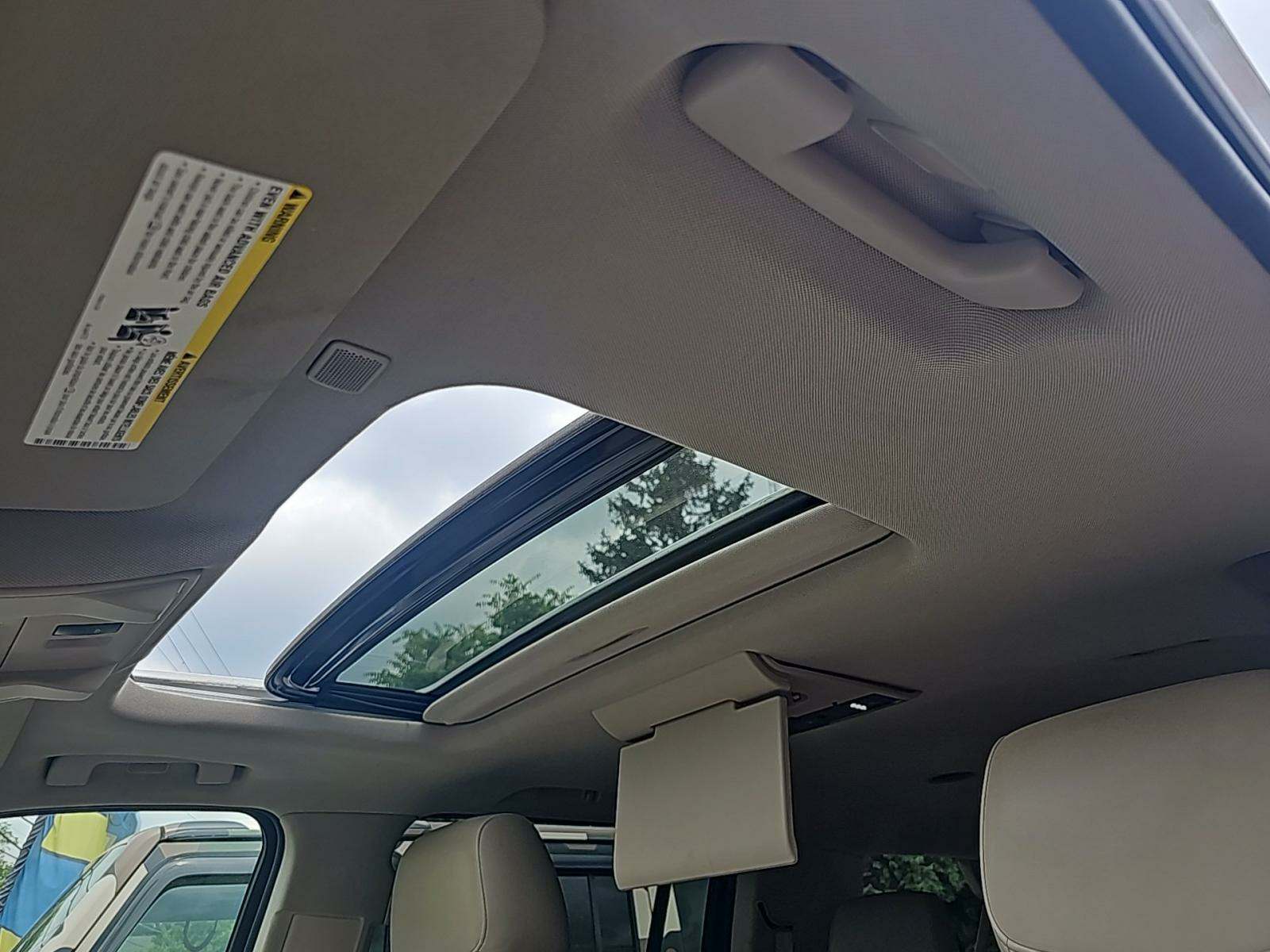 2017 Cadillac Escalade ESV Premium Luxury AWD