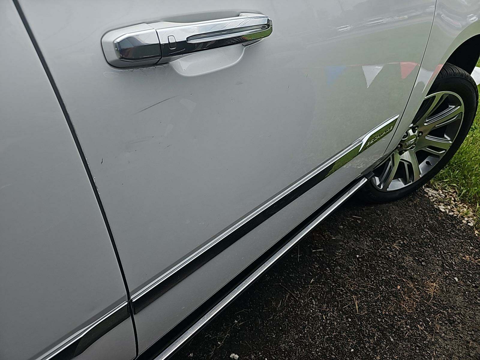 2017 Cadillac Escalade ESV Premium Luxury AWD