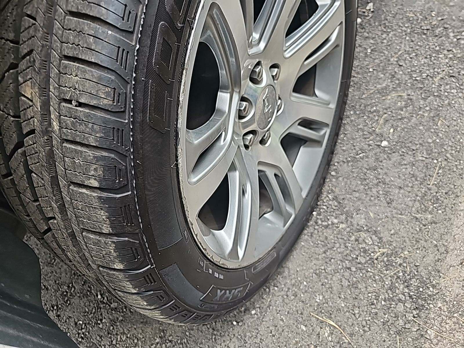 2017 Cadillac Escalade ESV Premium Luxury AWD