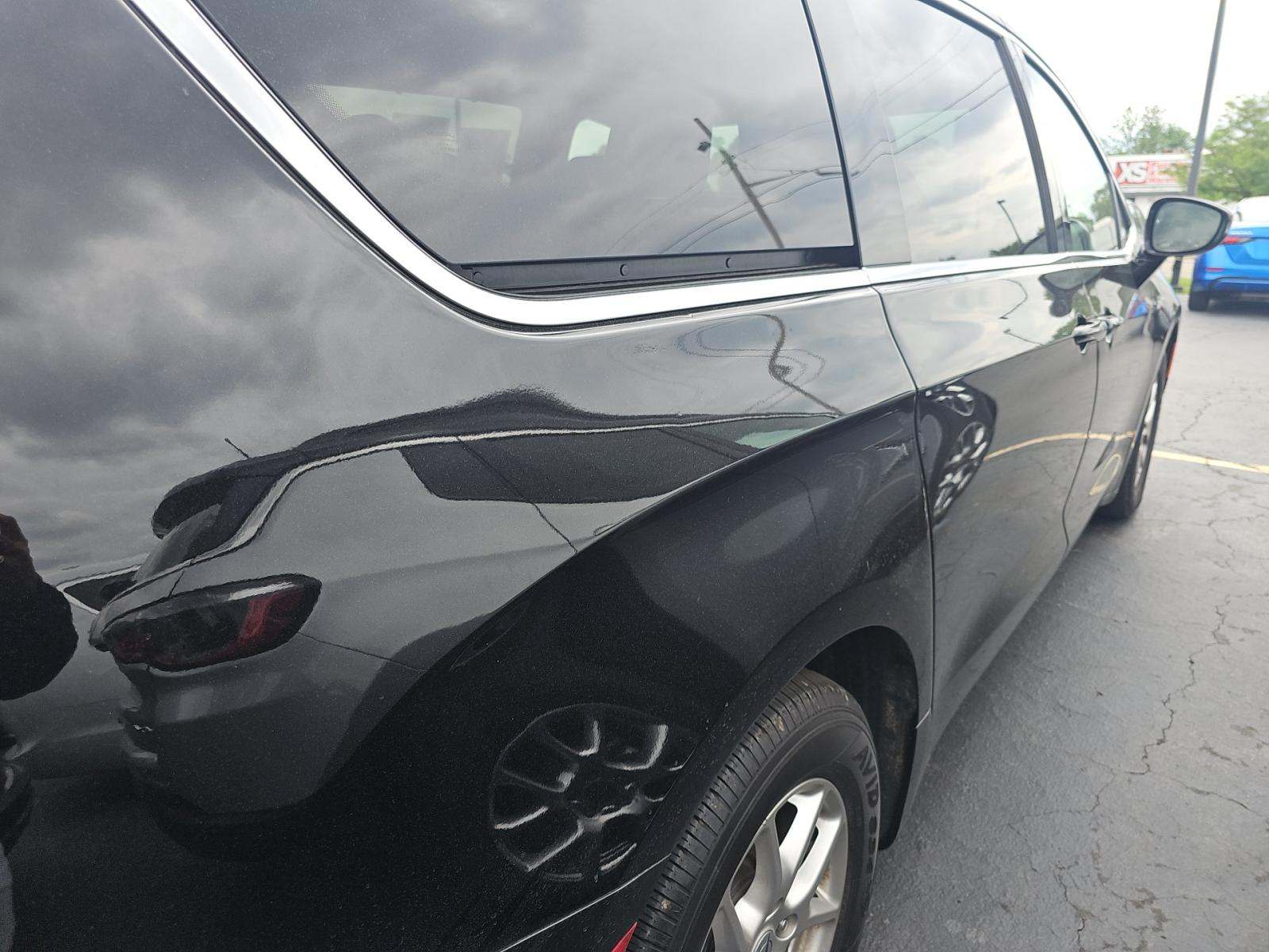 2025 Chrysler Pacifica Select FWD