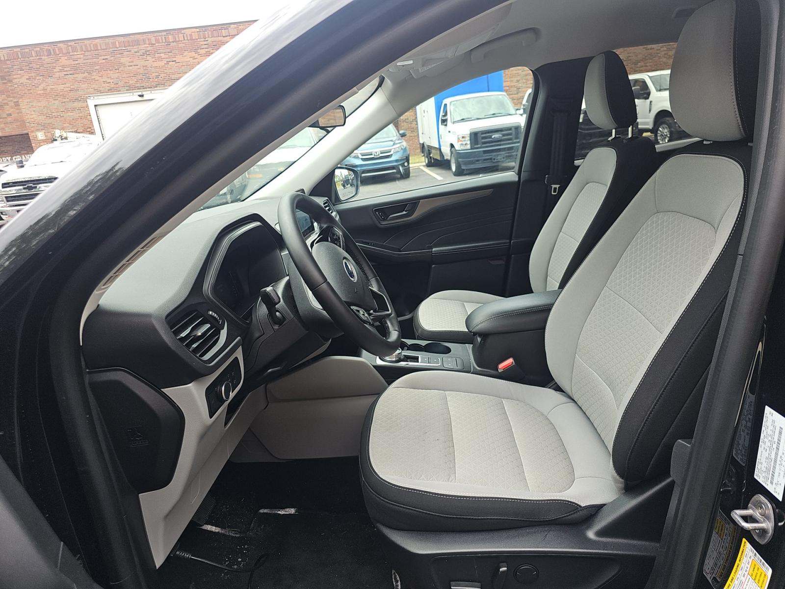 FORD ESCAPE - 6