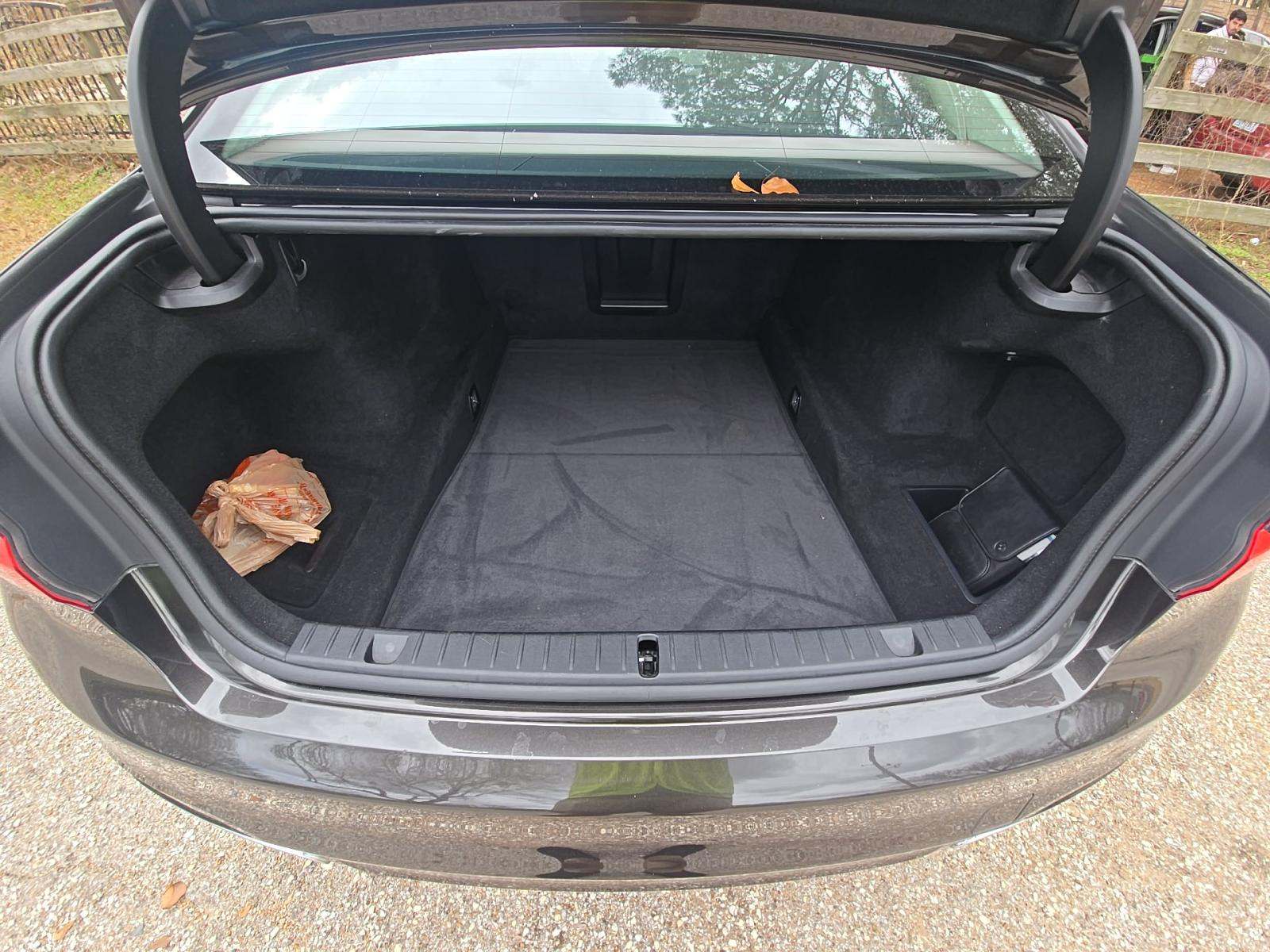 2016 BMW 7 Series 740i RWD