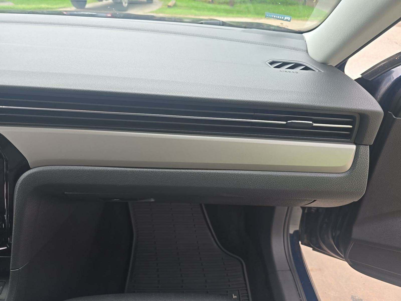 2021 Volkswagen Passat 2.0T SE FWD