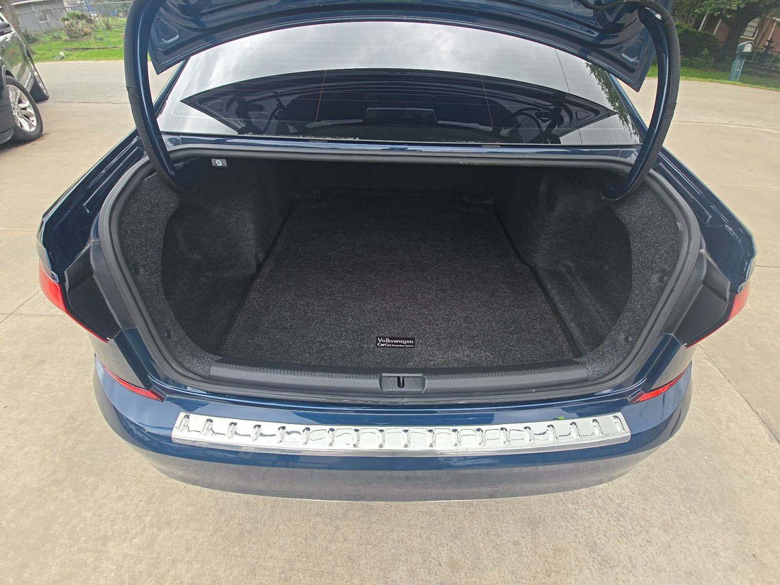 2021 Volkswagen Passat 2.0T SE FWD