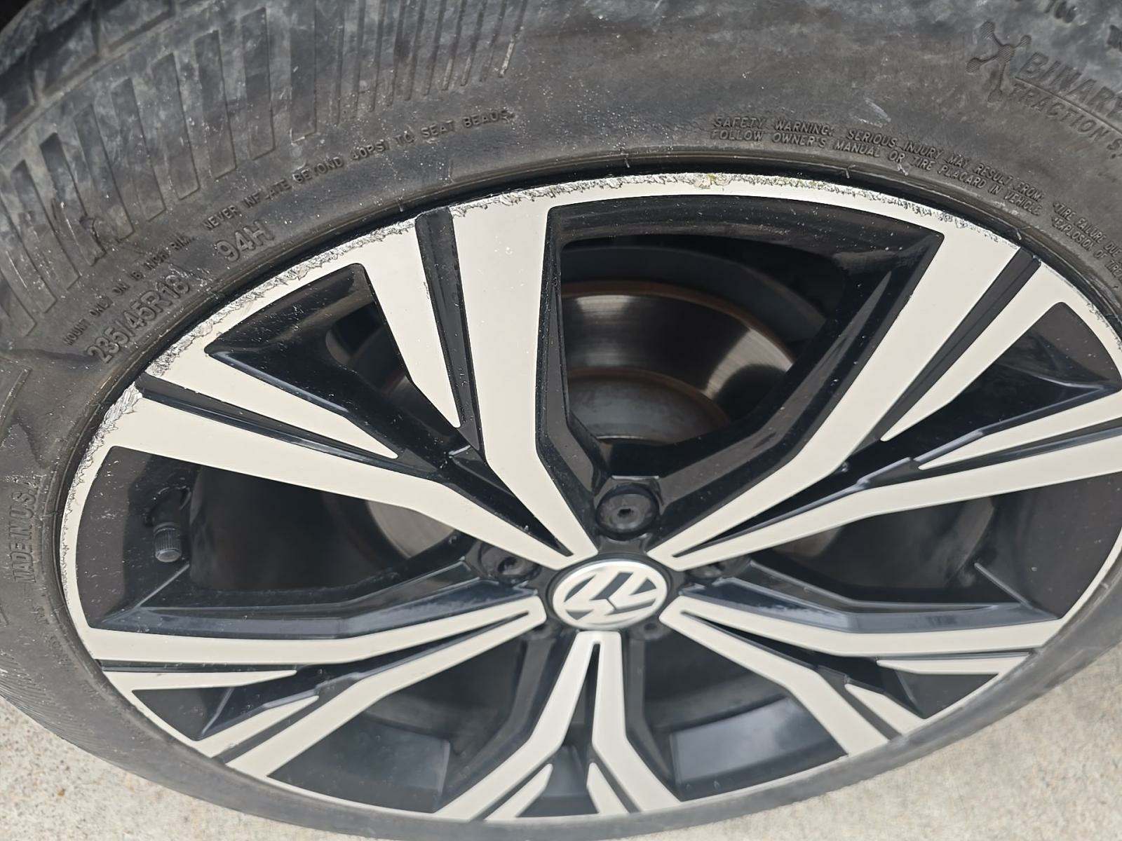 2021 Volkswagen Passat 2.0T SE FWD