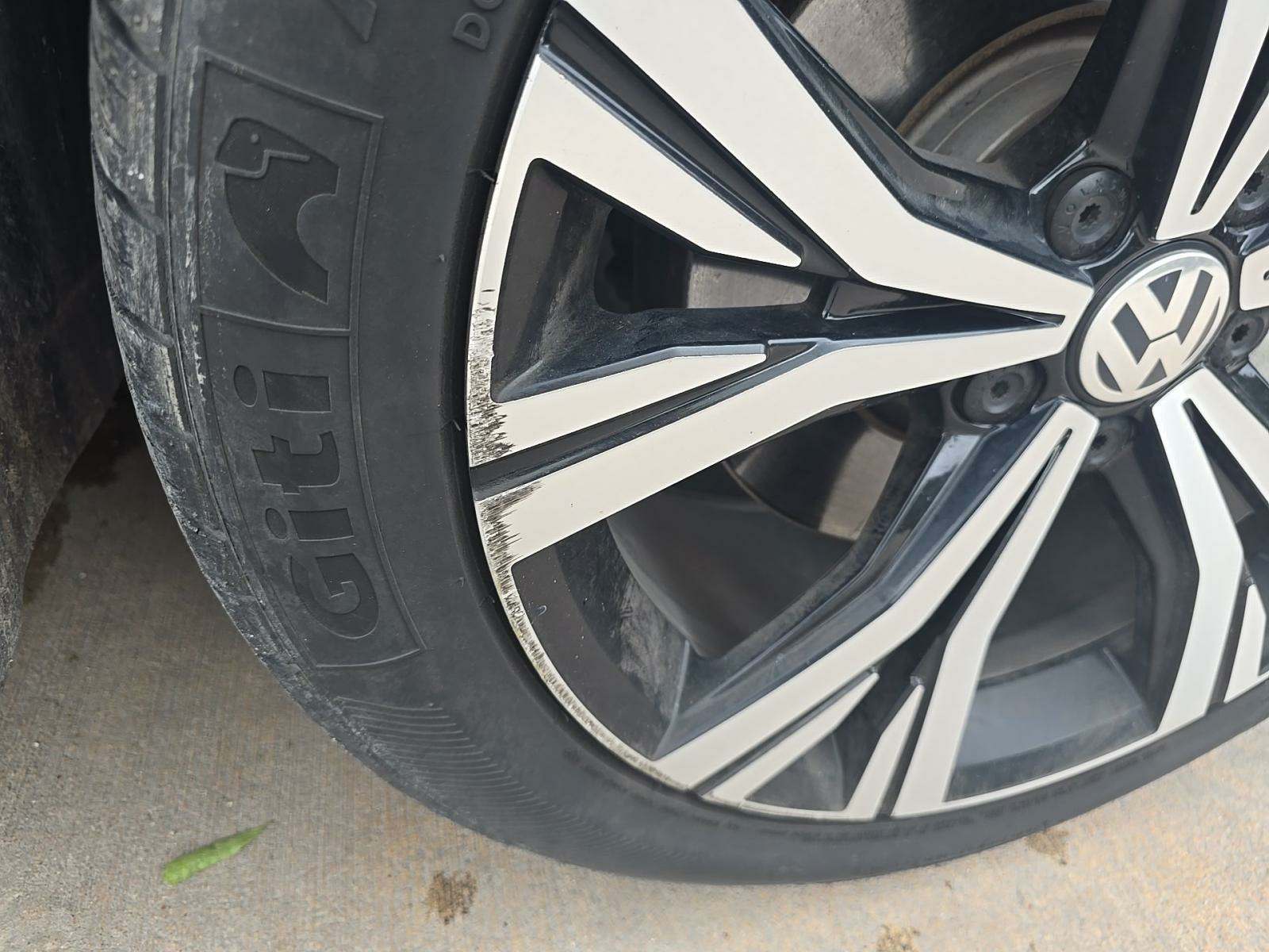 2021 Volkswagen Passat 2.0T SE FWD