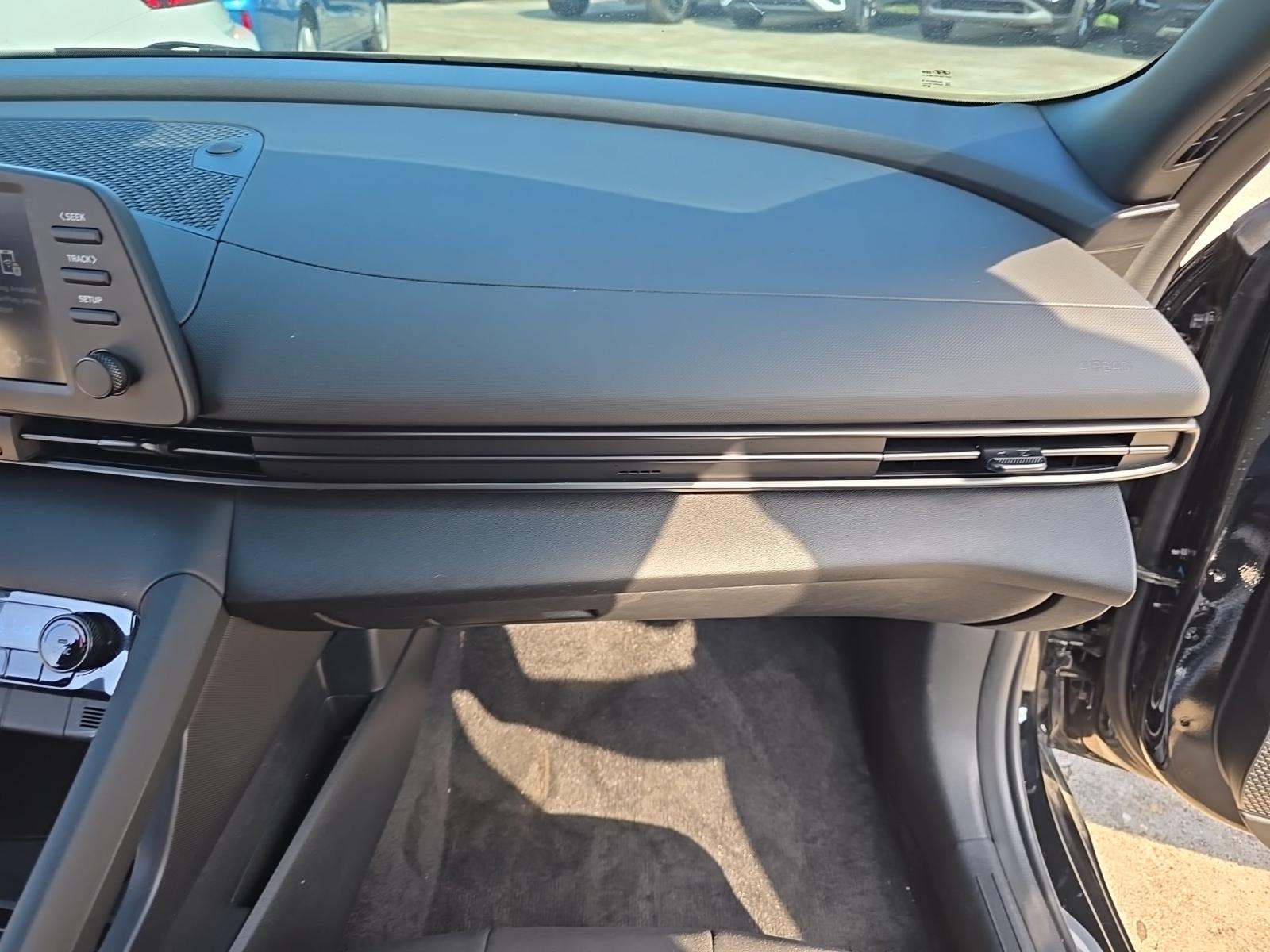 2025 Hyundai Elantra SEL Sport FWD