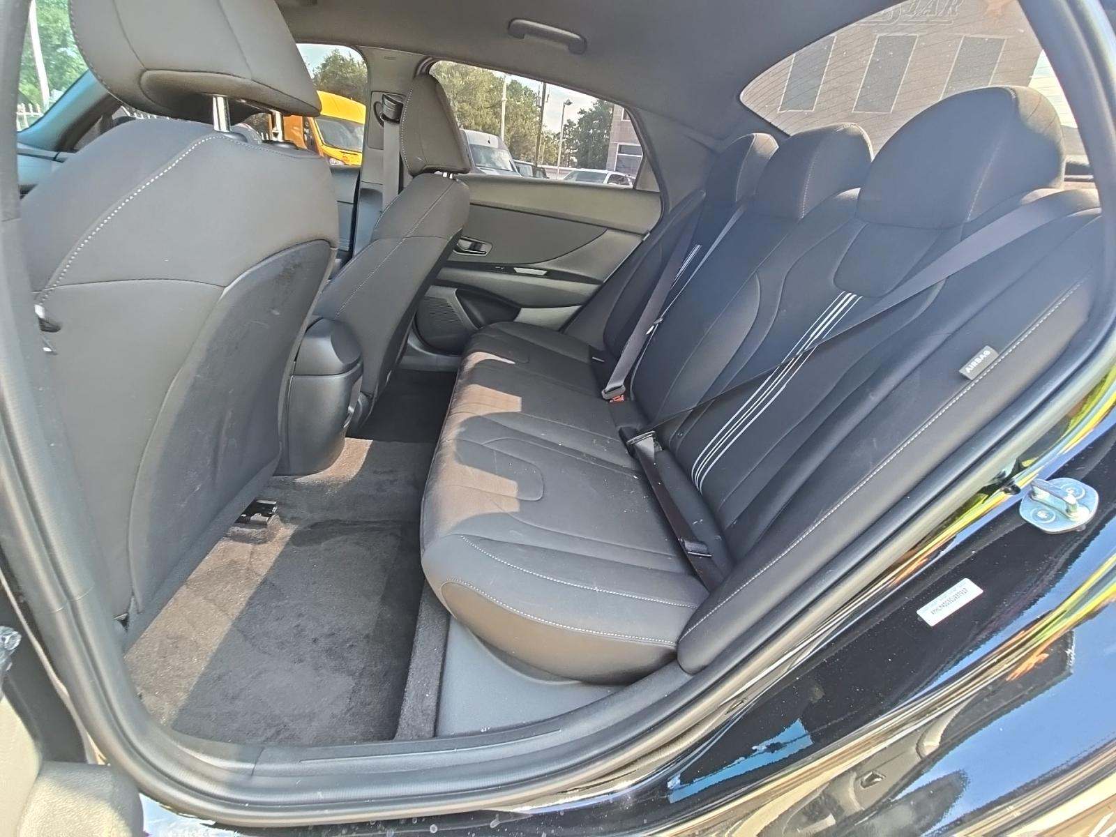 2025 Hyundai Elantra SEL Sport FWD