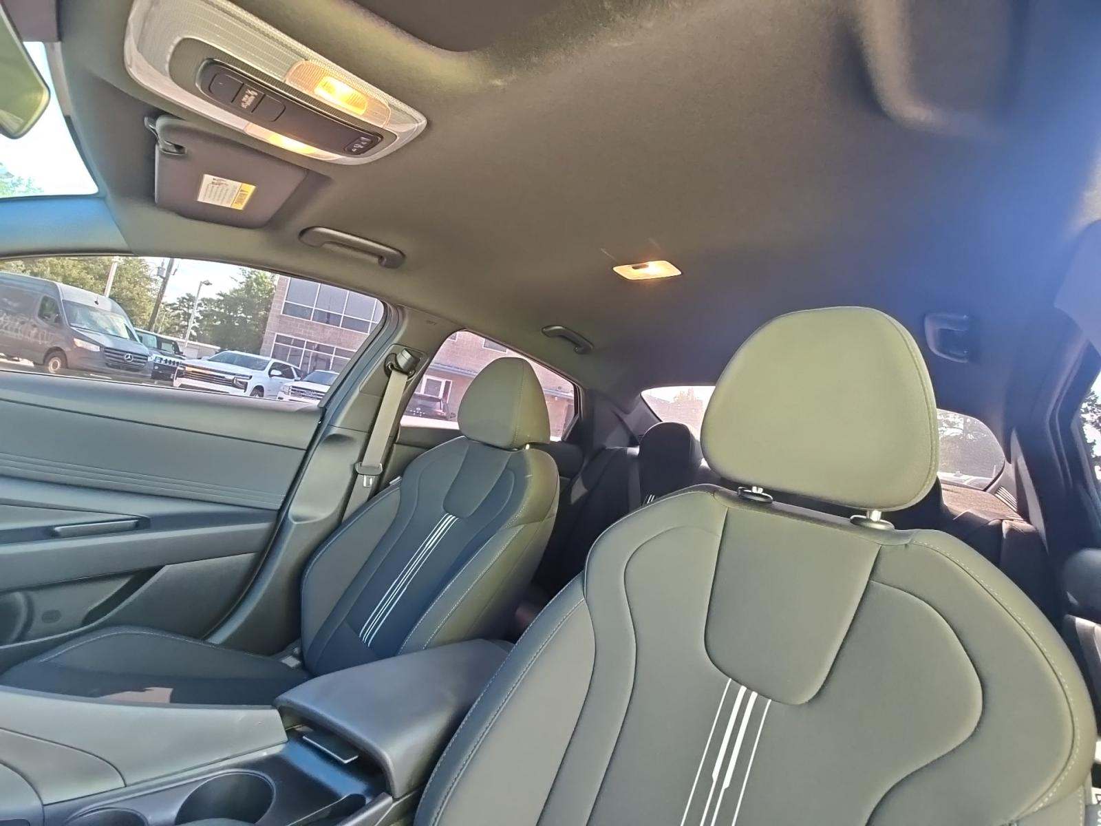 2025 Hyundai Elantra SEL Sport FWD