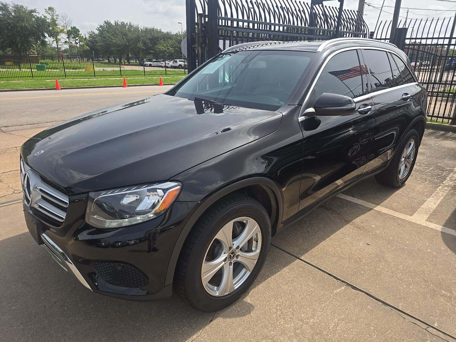 2017 Mercedes-Benz GLC GLC 300 RWD