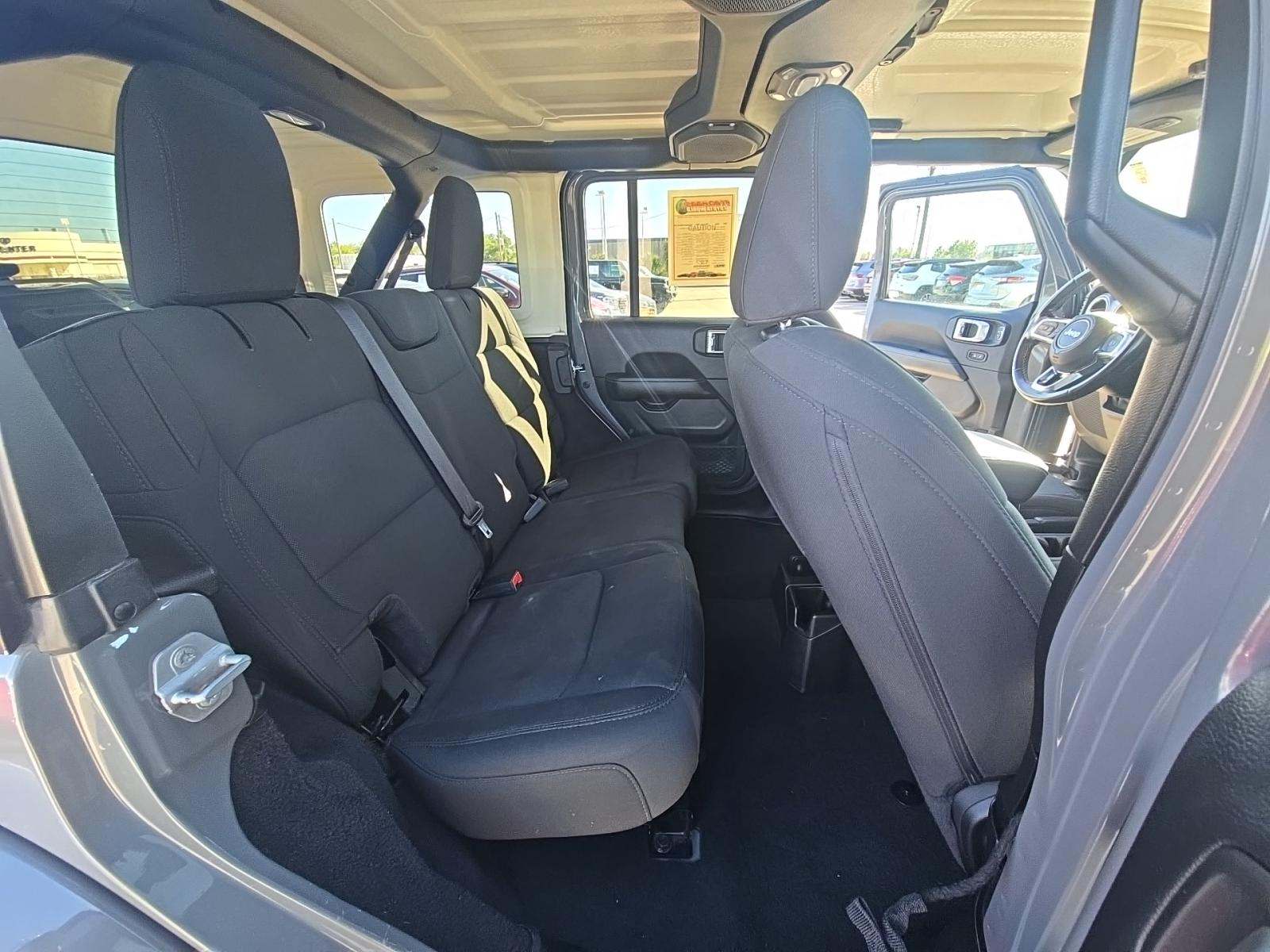 2021 Jeep Wrangler Unlimited Sahara AWD