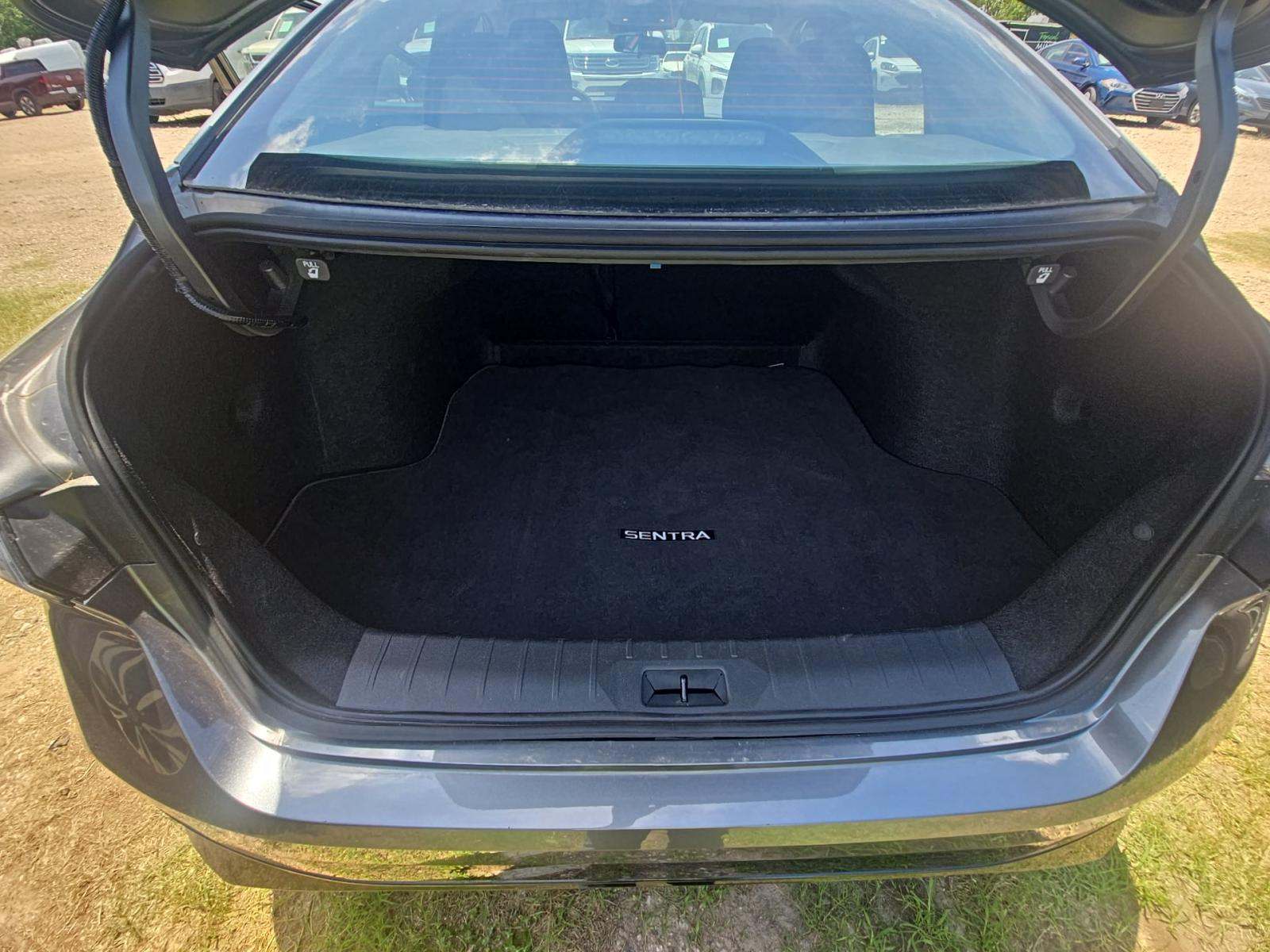 NISSAN SENTRA - 10