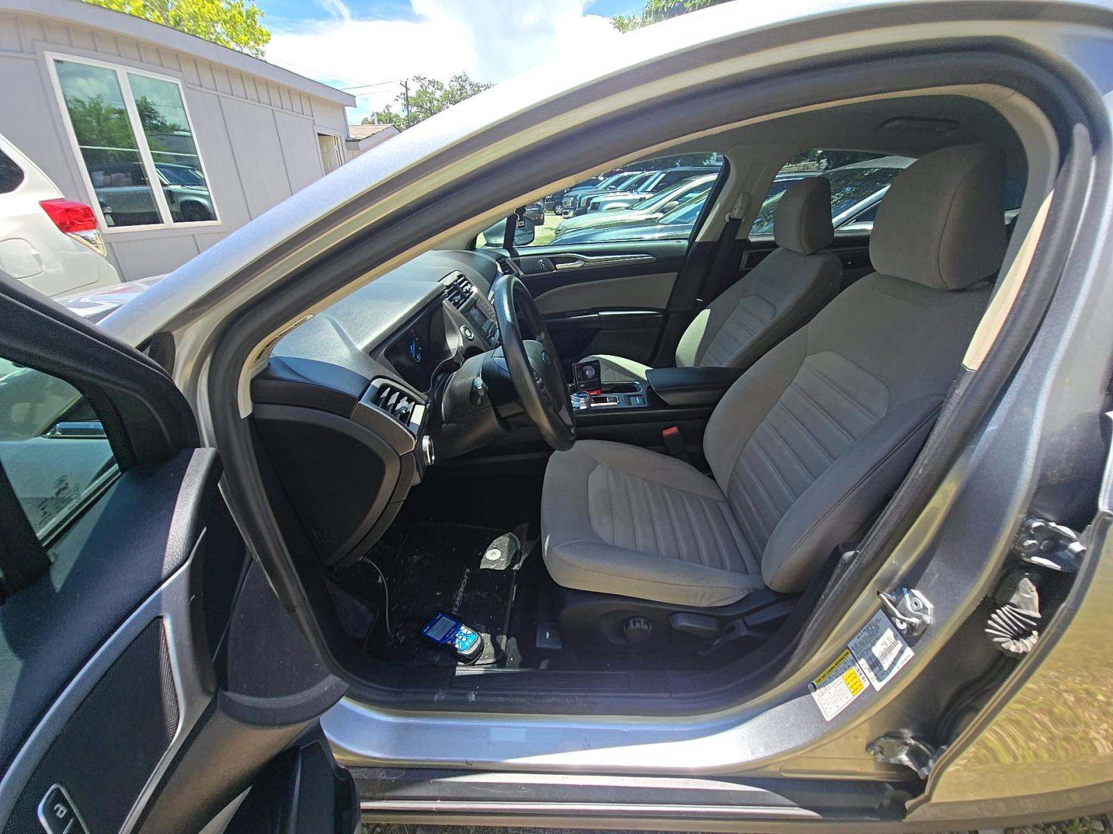 FORD FUSION - 6