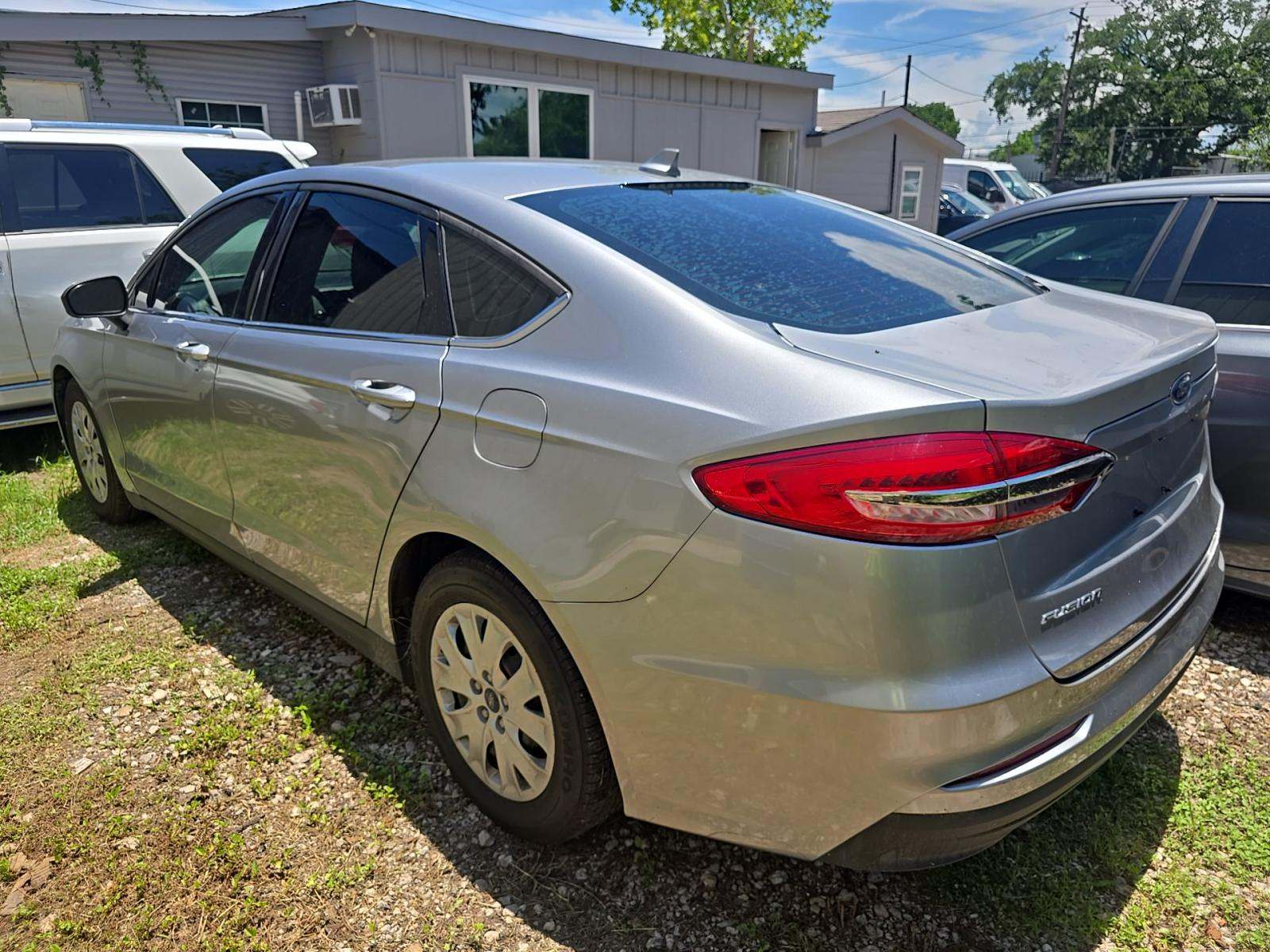 FORD FUSION - 2