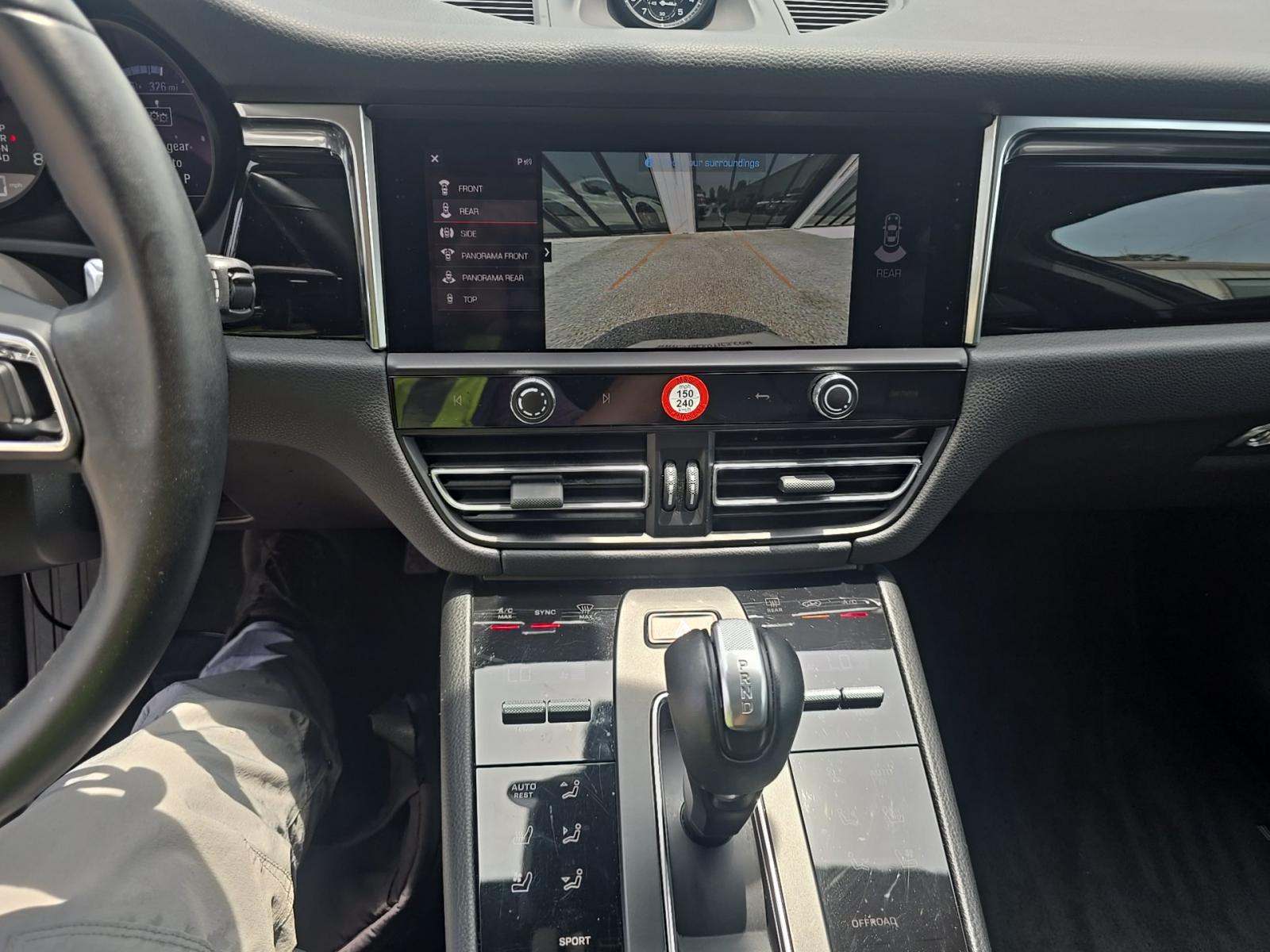 2024 Porsche Macan Base AWD