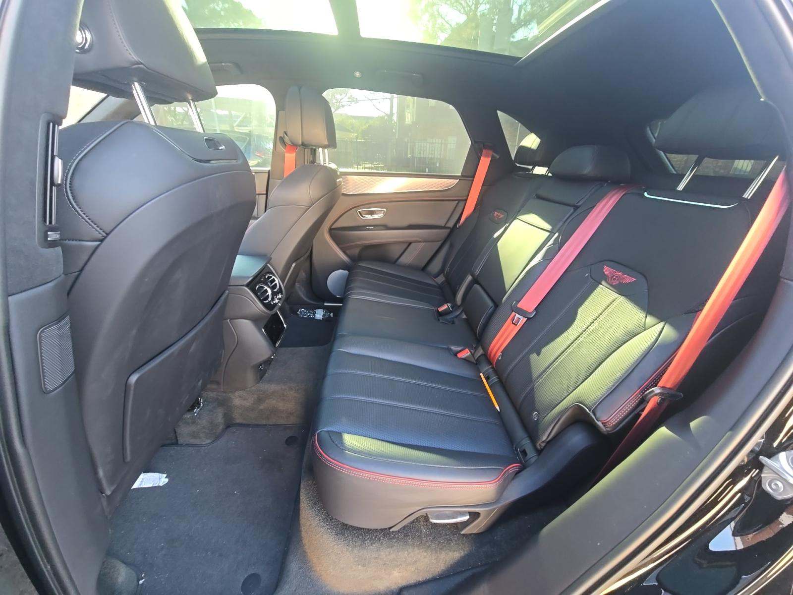 2023 Bentley Bentayga V8 AWD