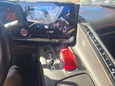 CHEVROLET STINGRAY - 10