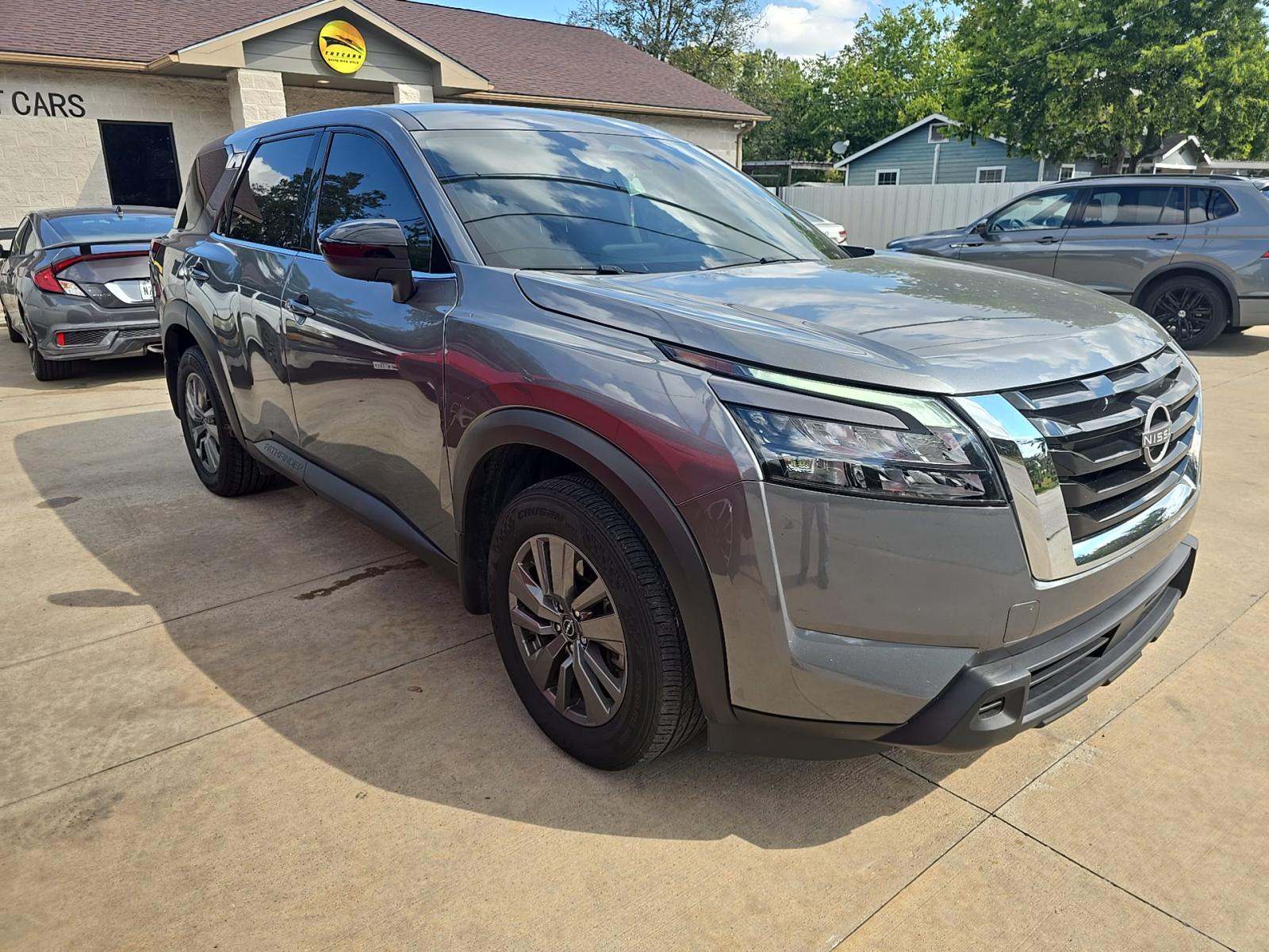 2024 Nissan Pathfinder S FWD