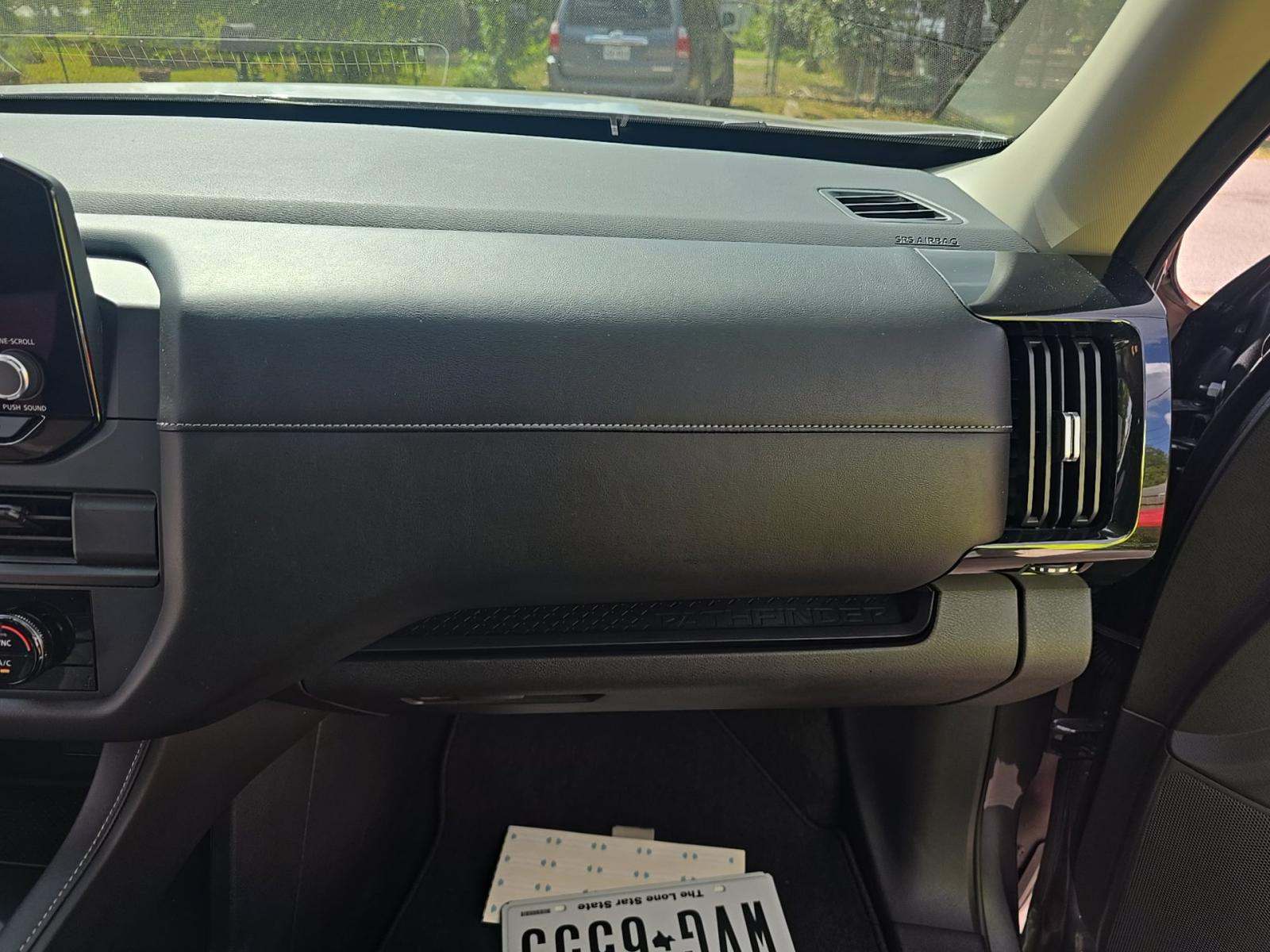 2024 Nissan Pathfinder S FWD