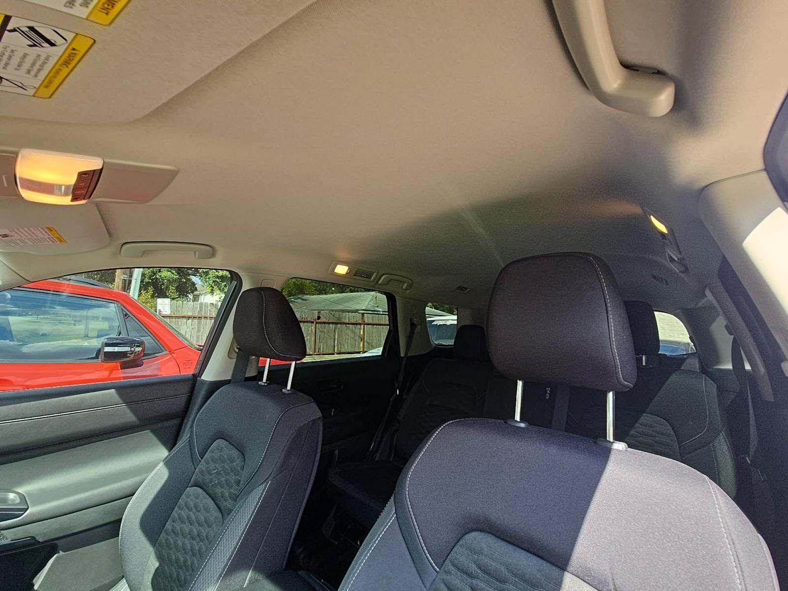 2024 Nissan Pathfinder S FWD