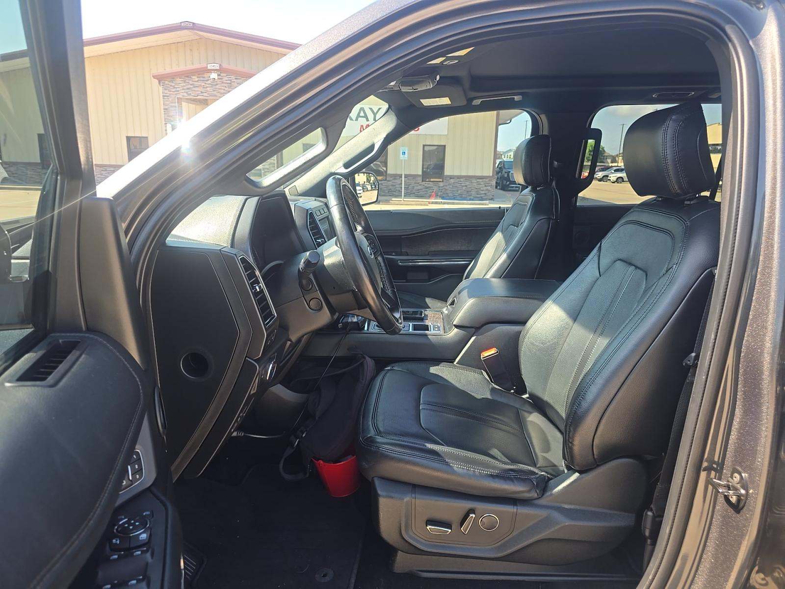 FORD EXPEDITION MAX - 2