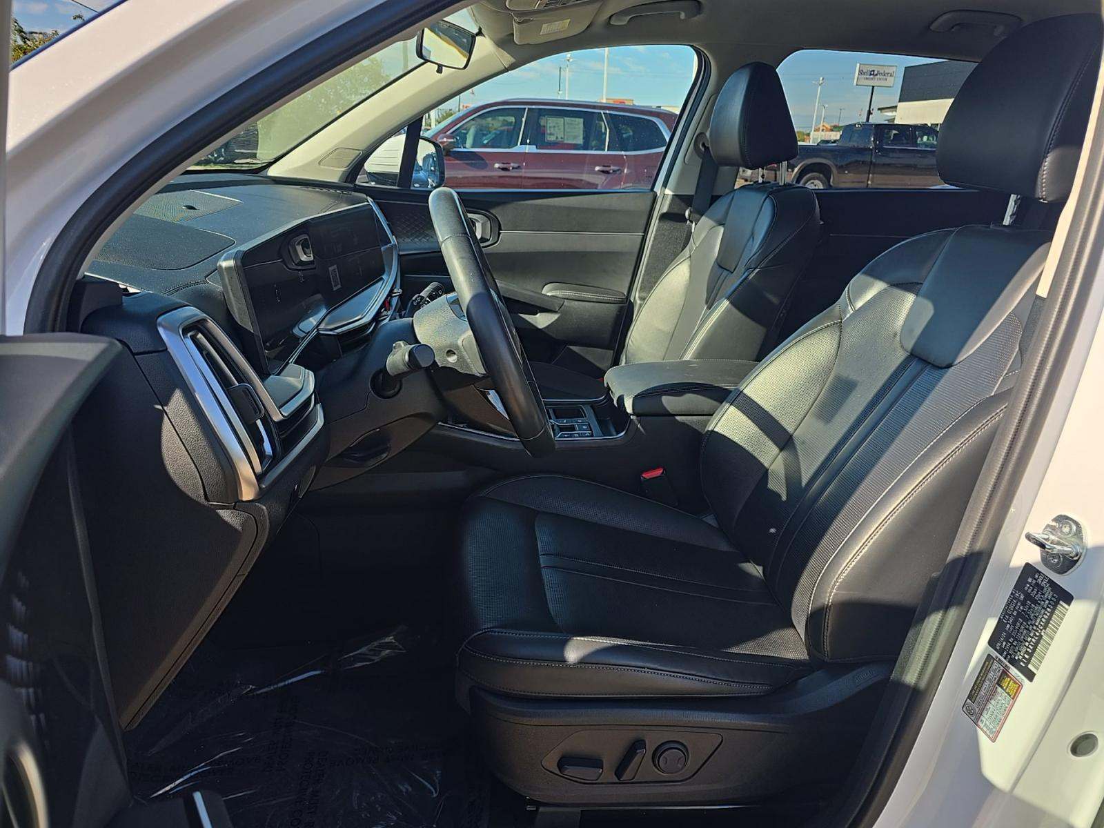 2024 Kia Sorento S FWD