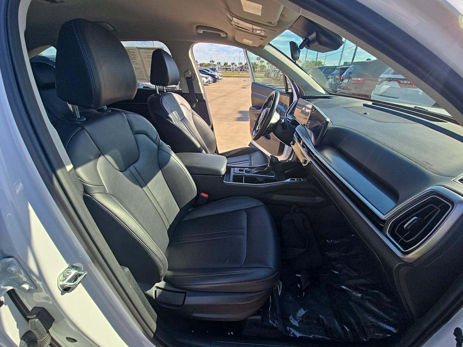 2024 Kia Sorento S FWD