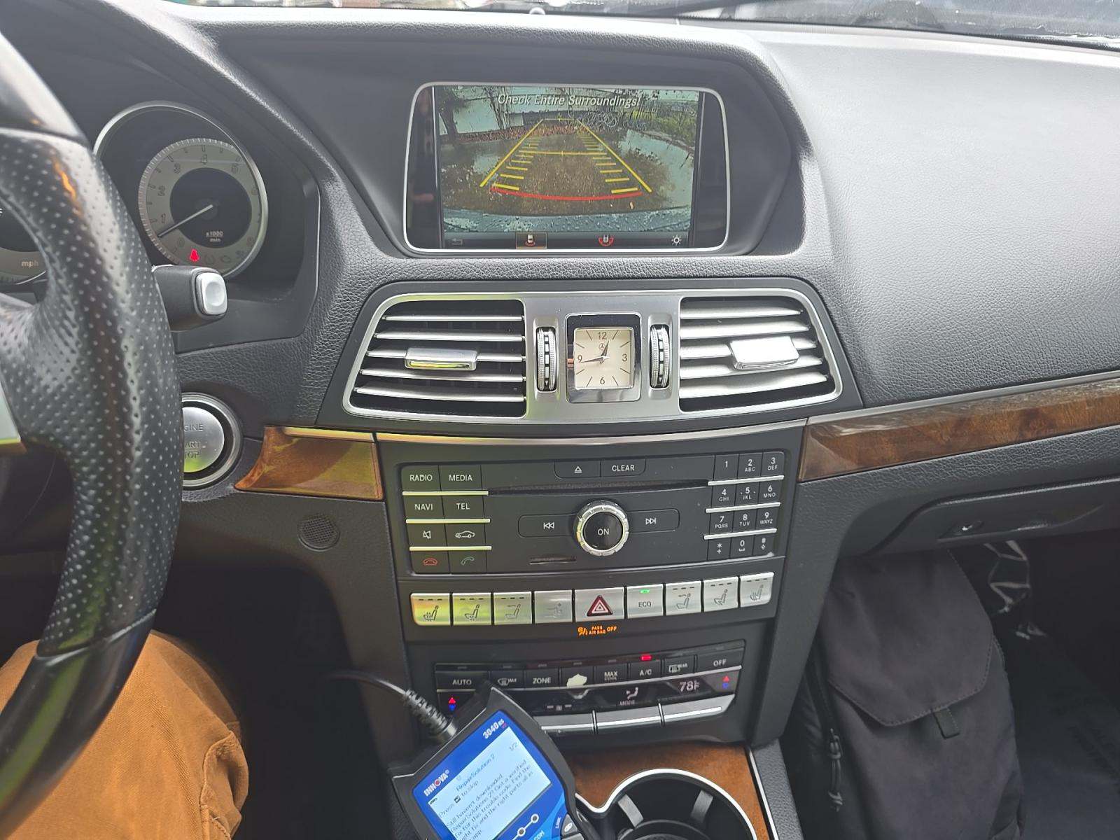 MERCEDES-BENZ E-CLASS - 10