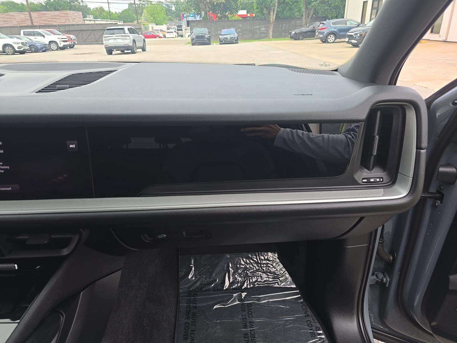 2024 Porsche Cayenne Base AWD